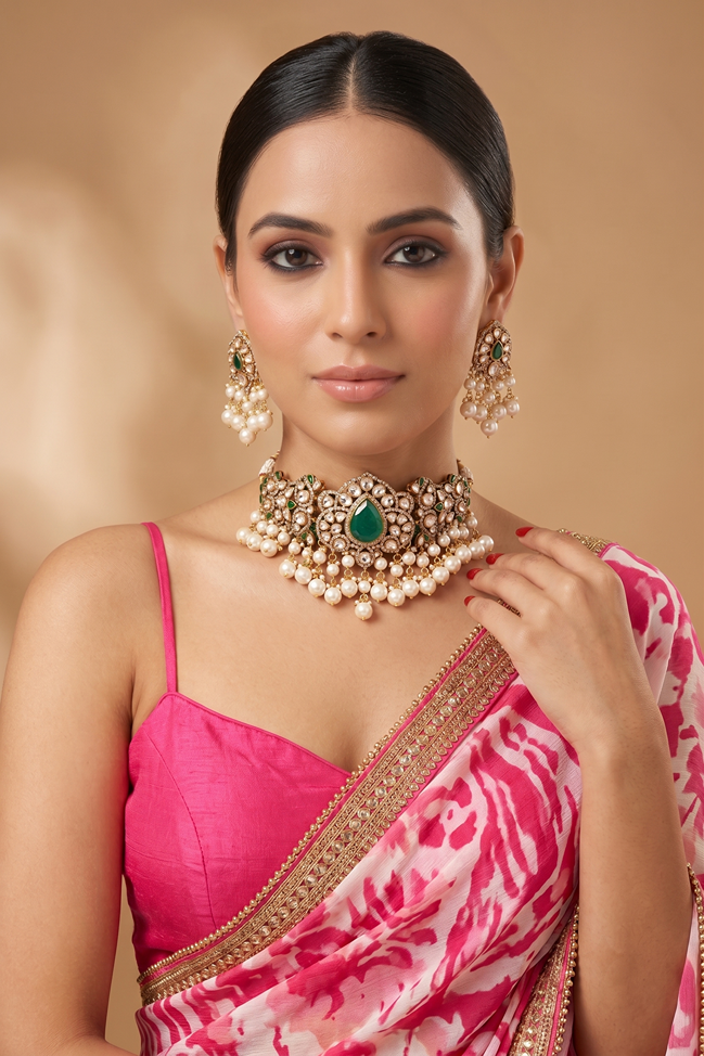 Royal Designer Kundan Emerald Jewellery Set