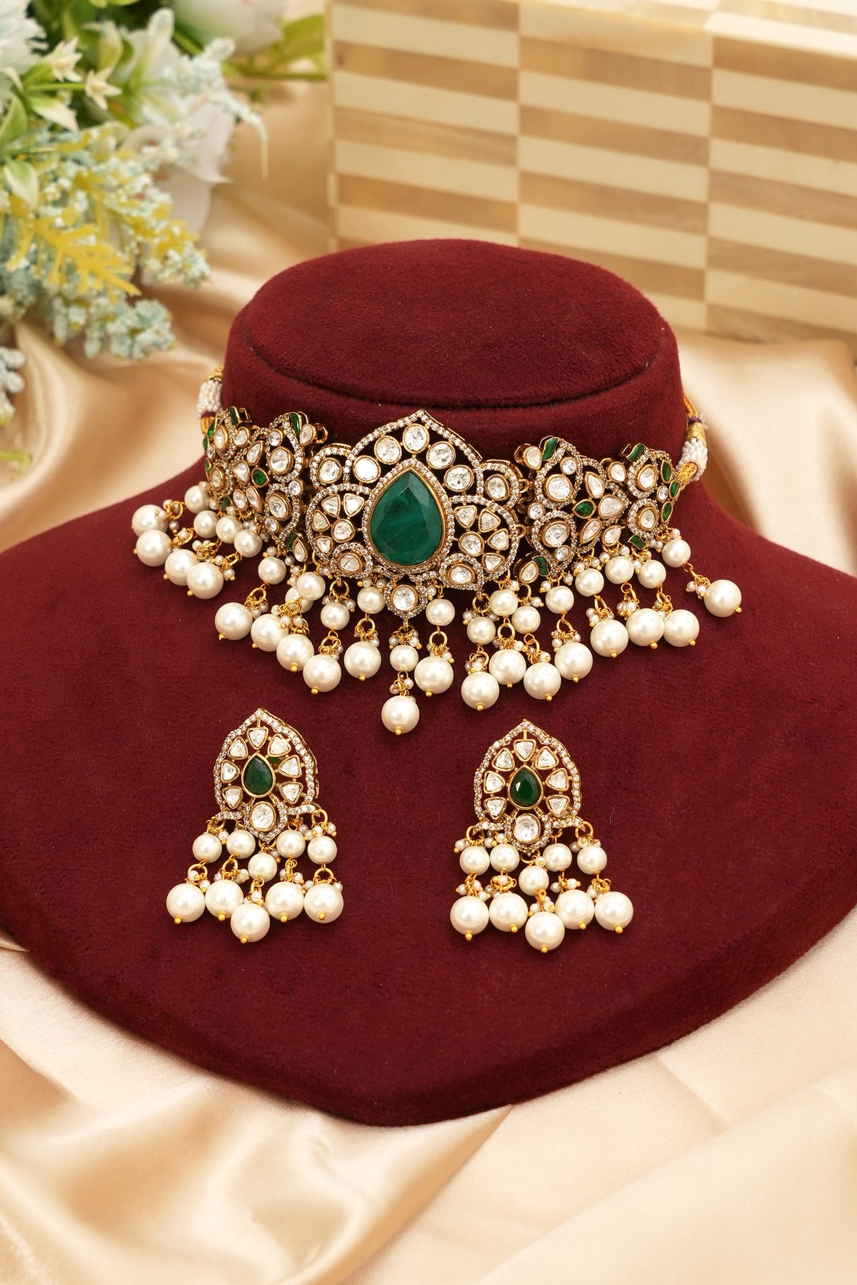Royal Designer Kundan Emerald Jewellery Set