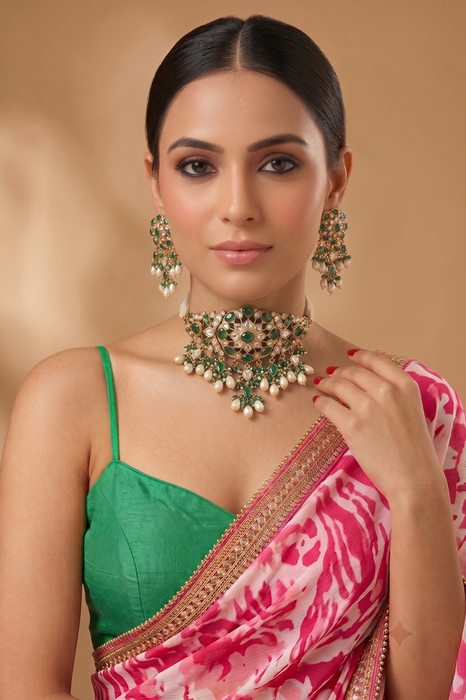 Royal Emerald Moissanite Kundan Set