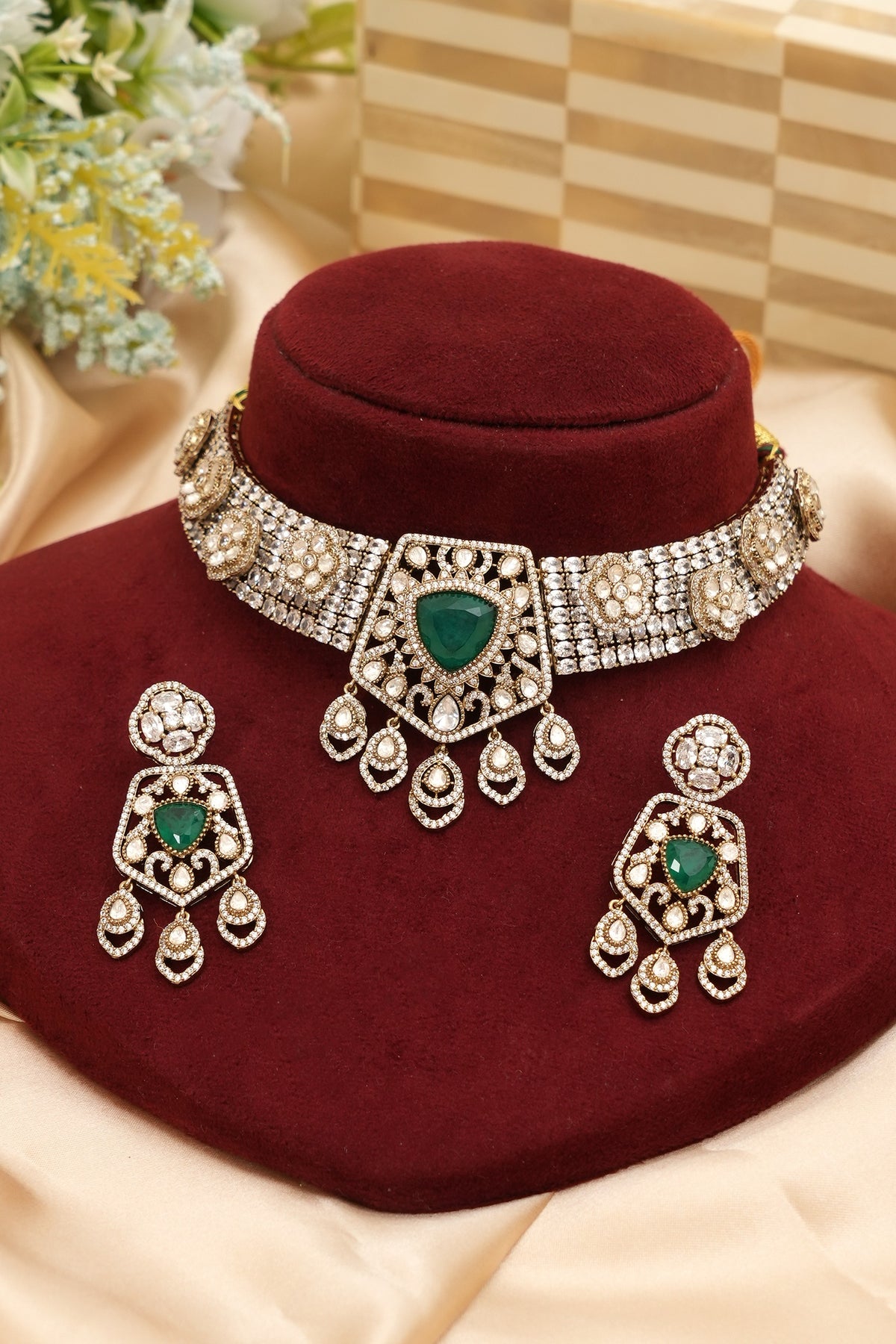 Designer Emerald Emerald Moissanite Necklace Set