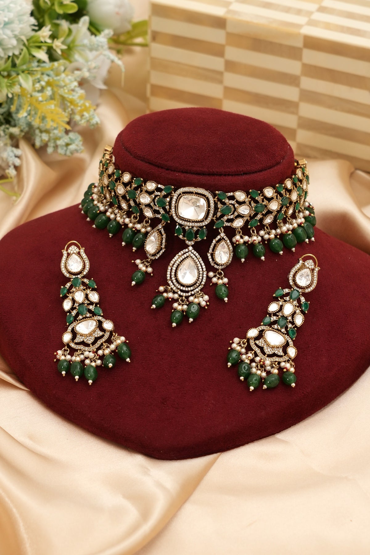 Designer Emerald Kundan Moissanite Jewellery Set