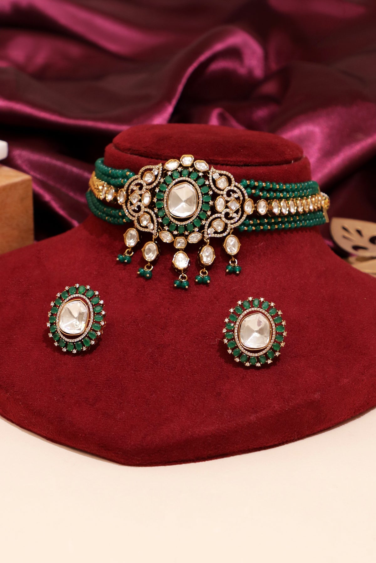 Aarvika Royal Moissanite Kundan Necklace Set
