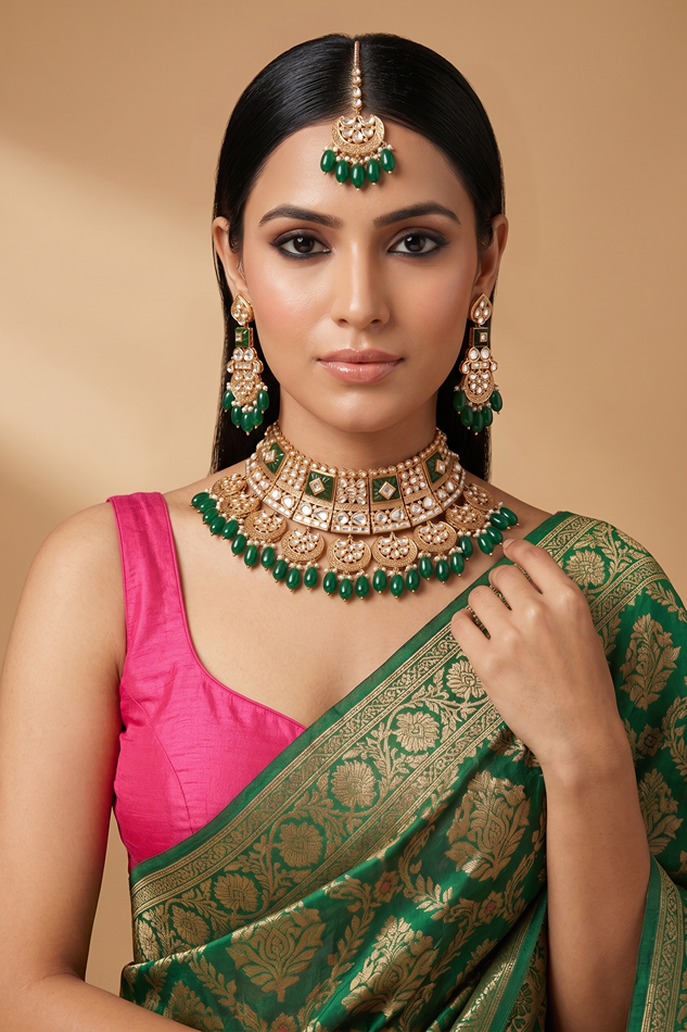 Emerald raditional Kundan Bridal Necklace Set
