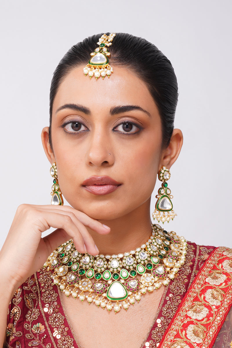 Aarohi Kundan Necklace Set