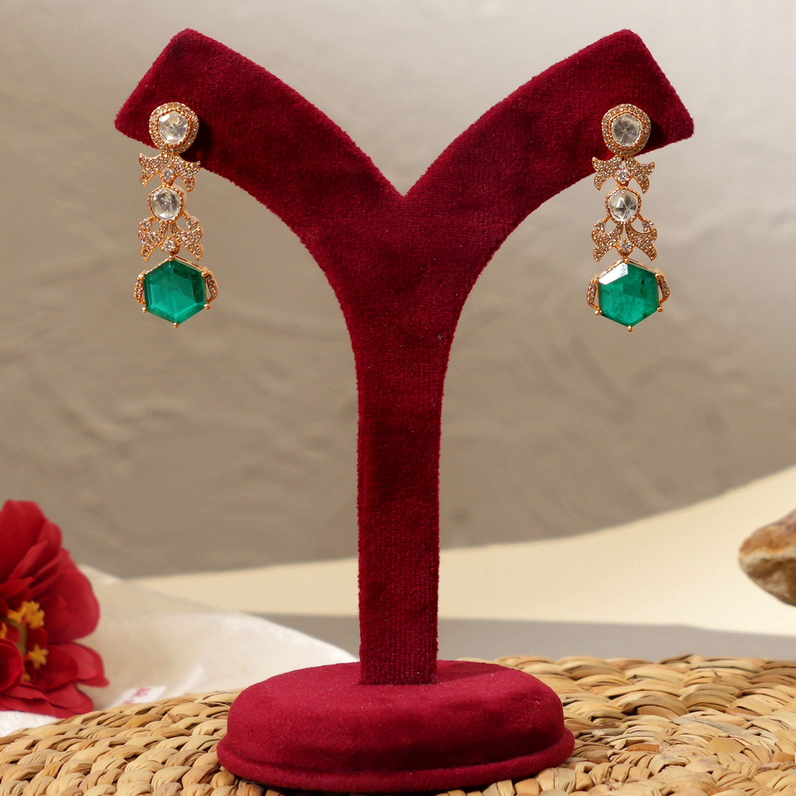 Chitraa Necklace Set