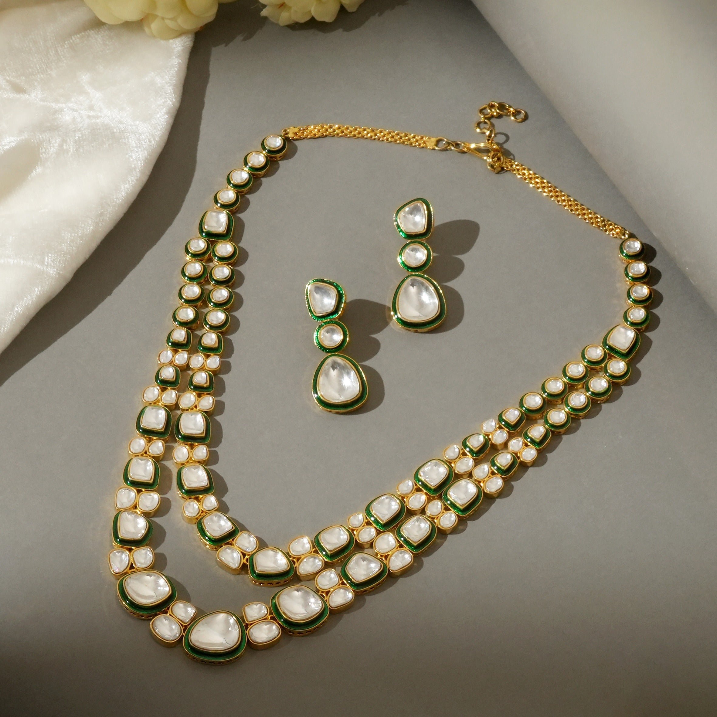 Jhanvi Necklace Set