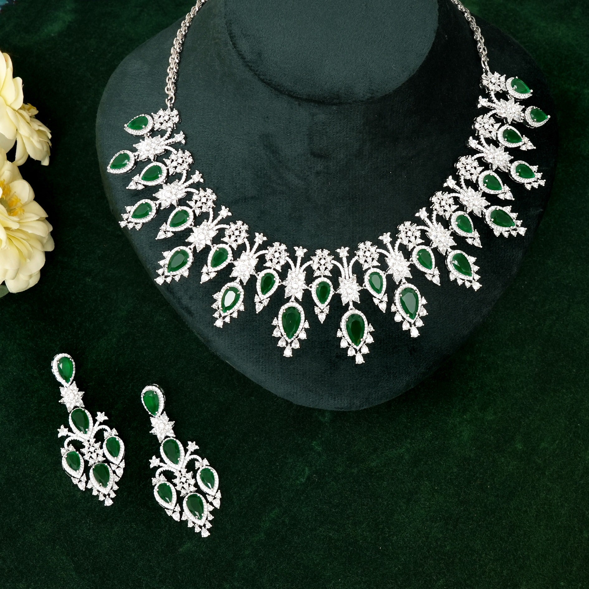 Amrita Emerald Green Necklace Set