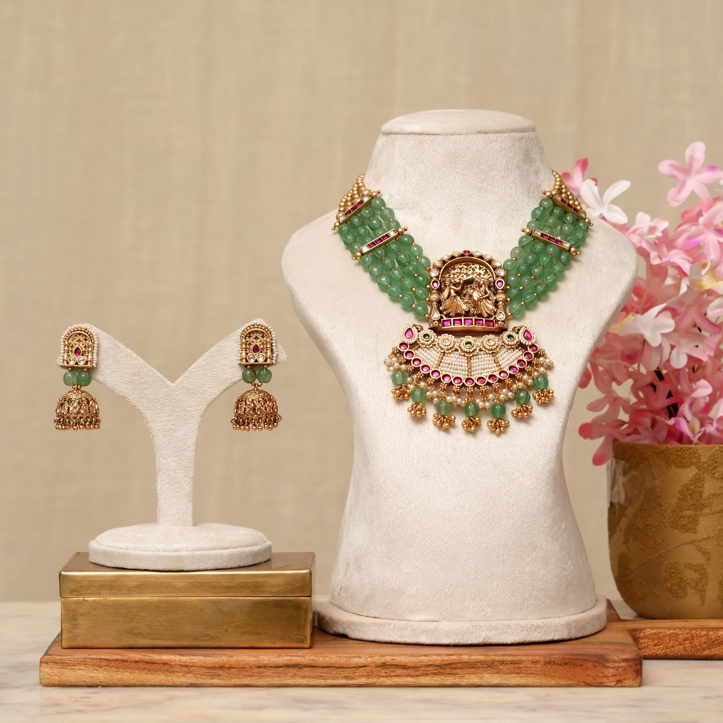 Aditi Kundan Heritage Gold Necklace Set