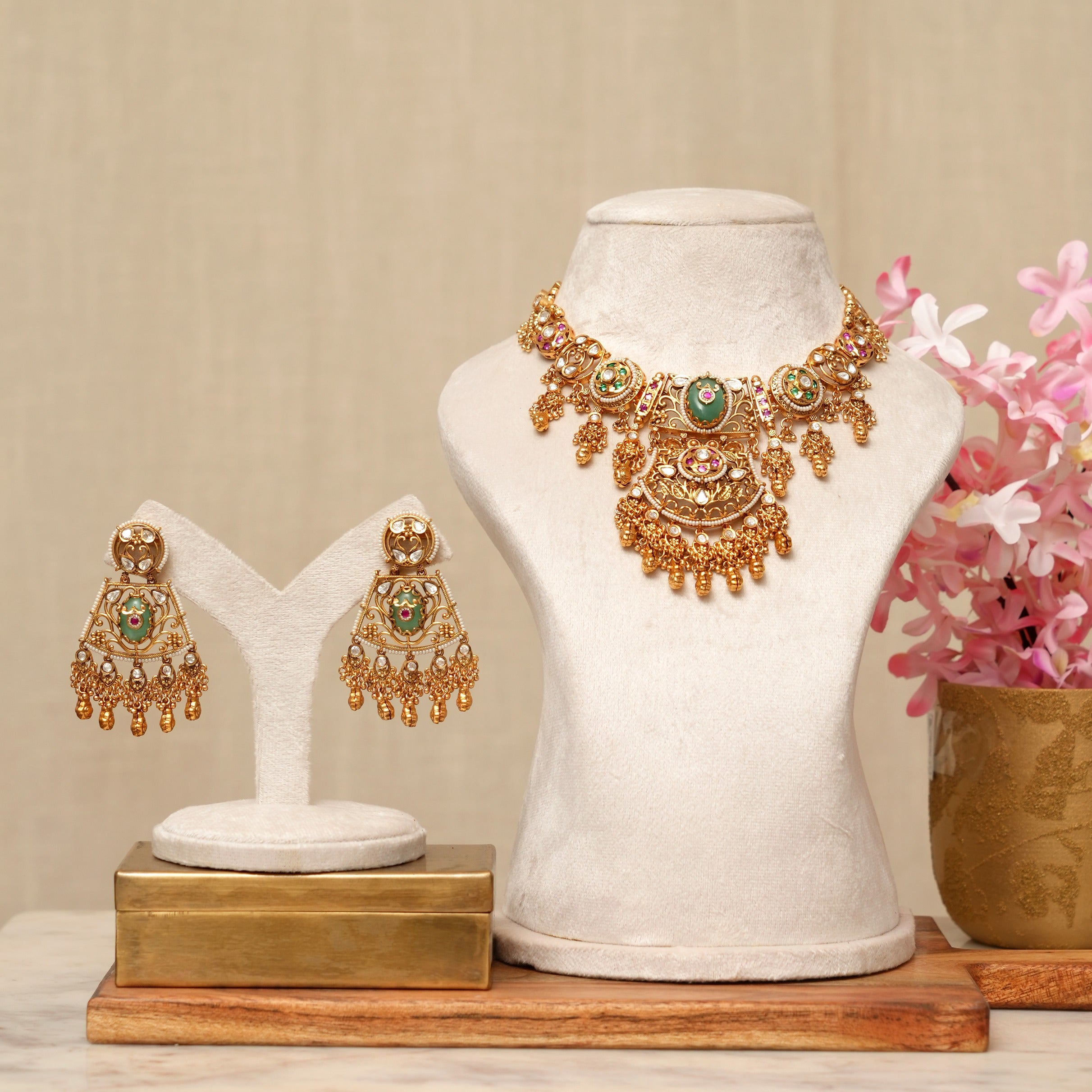 Hema Kundan Heritage Gold Necklace Set