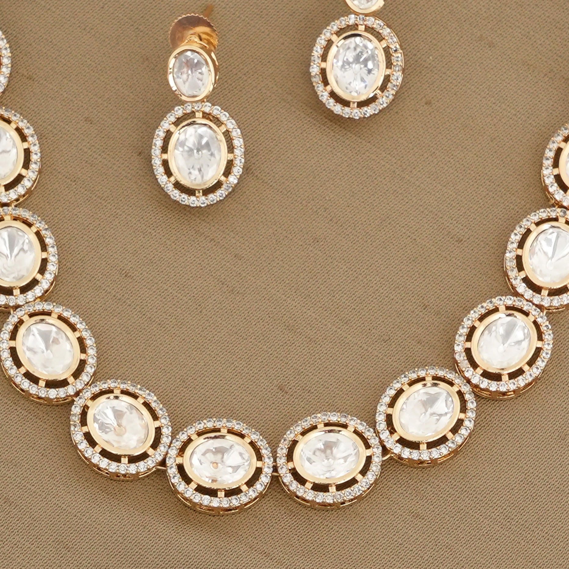 Maitreyi Necklace Set