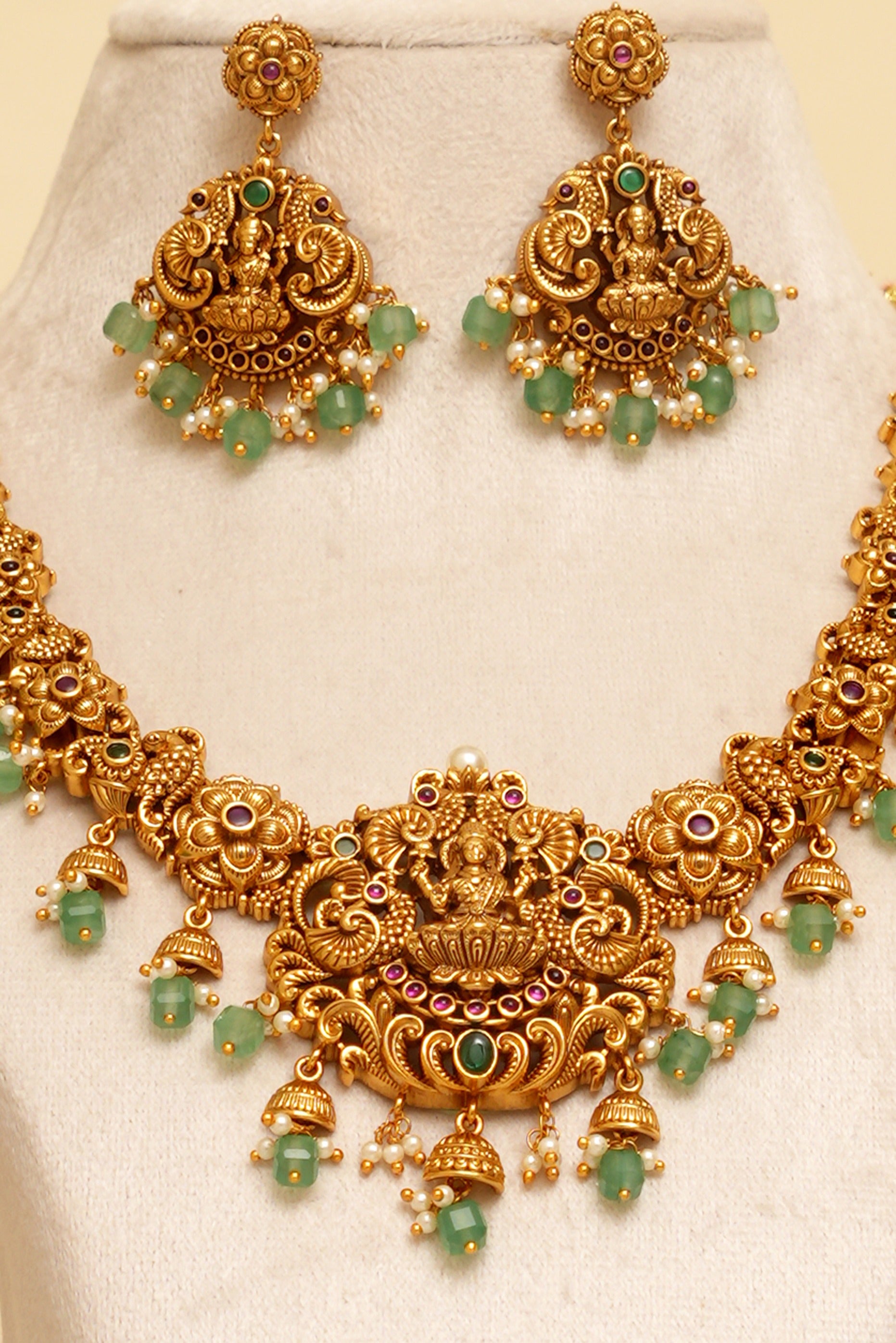 Suvarna Temple Necklace Set