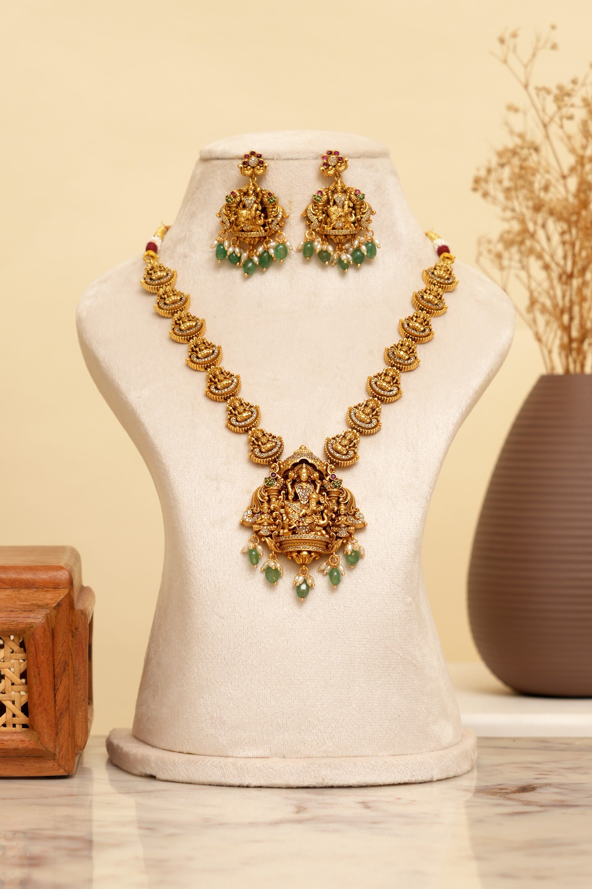 Padma Temple Necklace Set