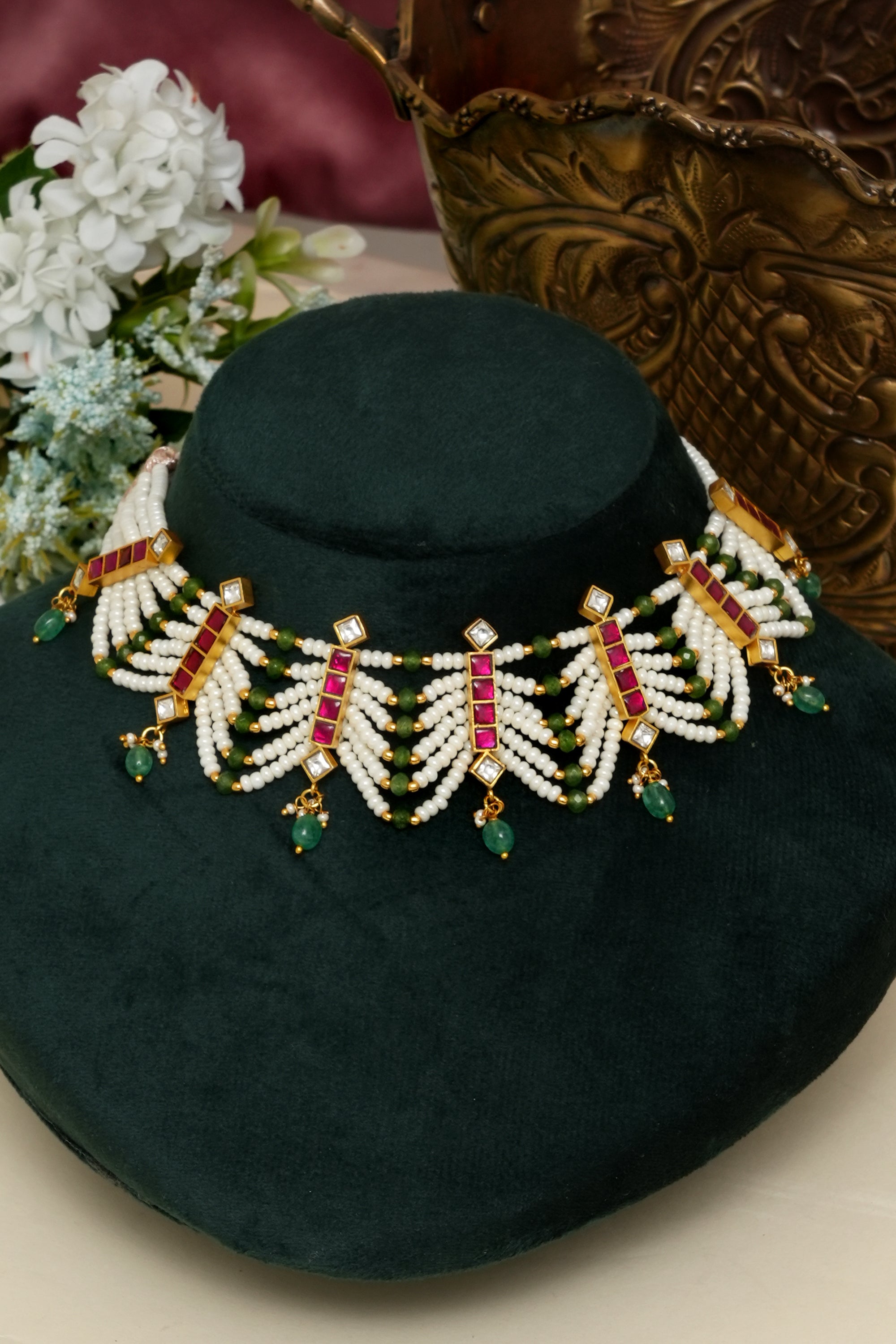 Anvika Jadau Necklace Set