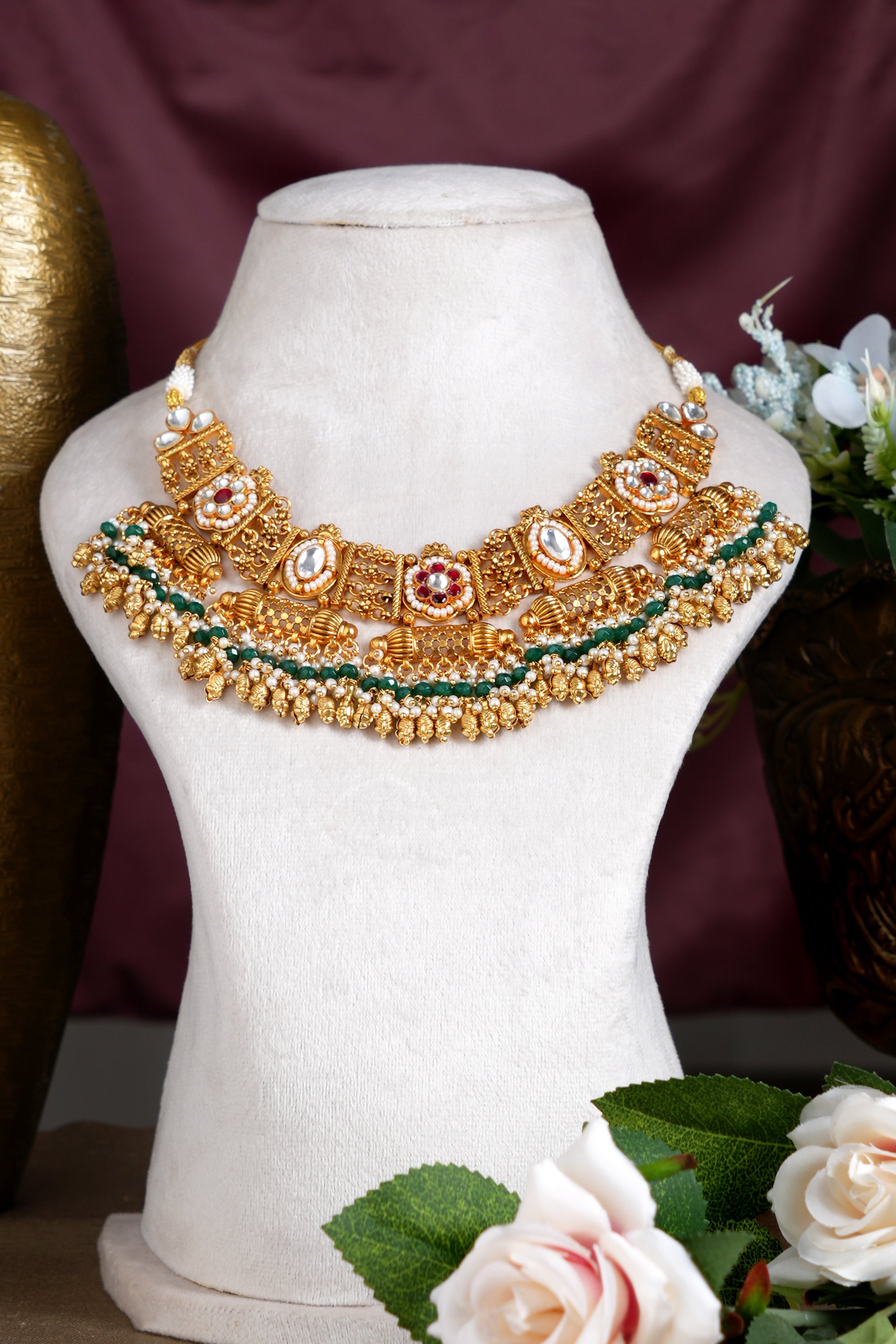 Vanya Heritage Kundan Necklace Set