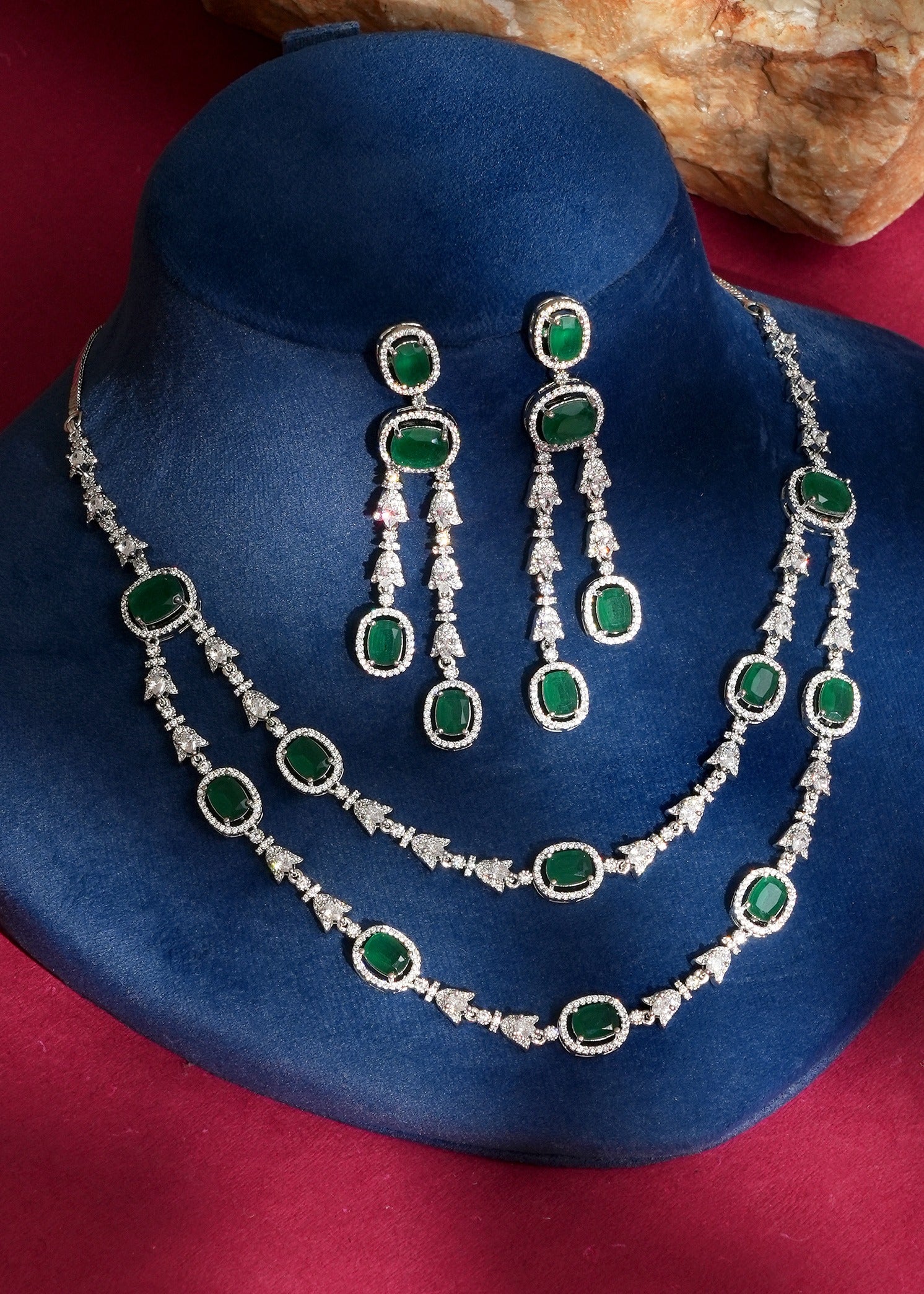 Vanshika Emerald Diamond Heritage Necklace Set for Wedding