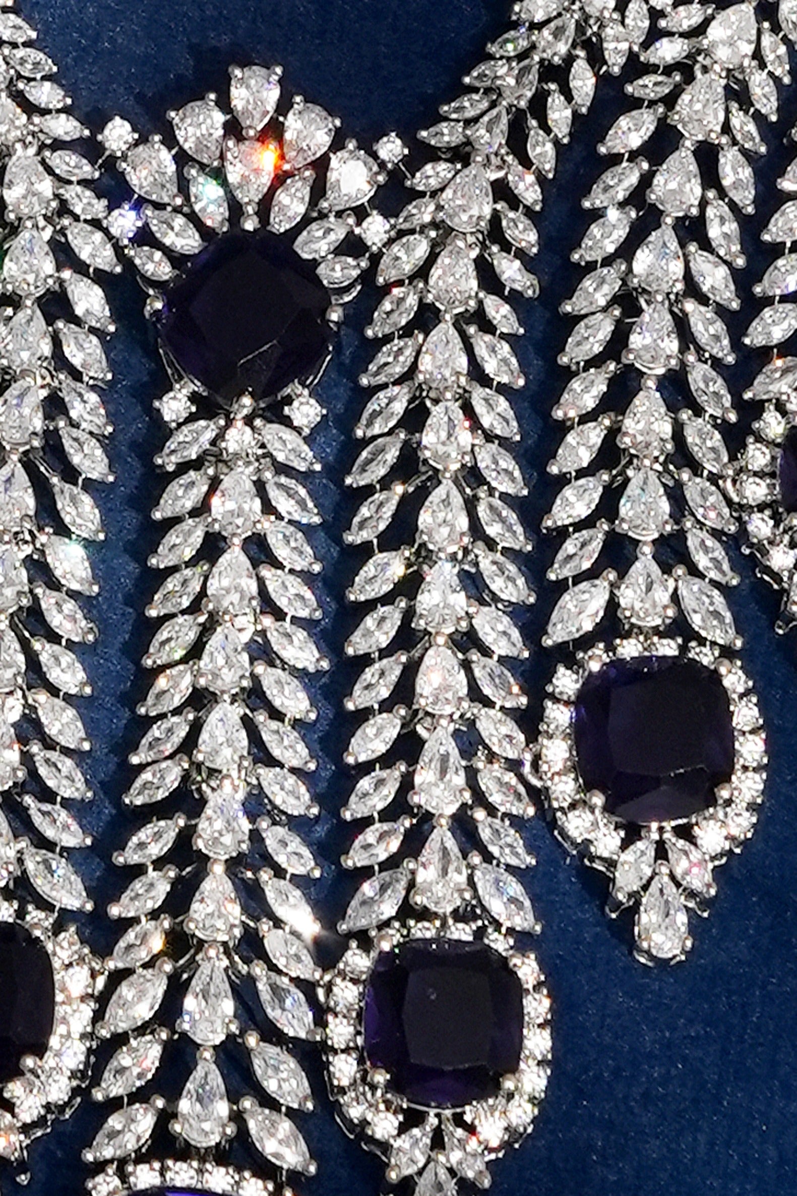 Nyshka Sapphire Contemporary Diamond Choker Set for Cocktail Wear