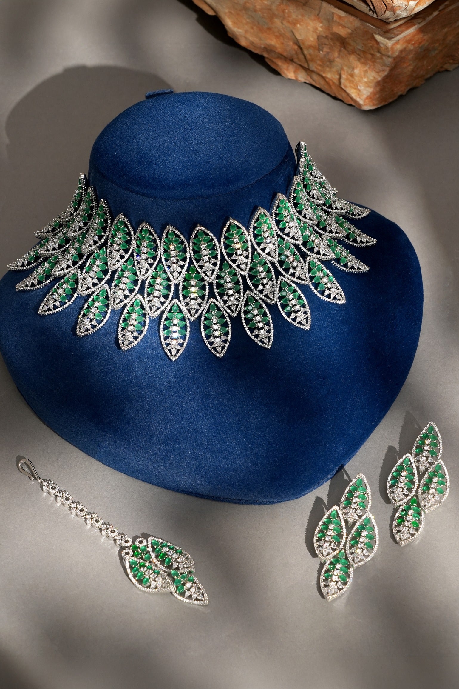 Ishyara Emerald American Diamond Choker Necklace Set