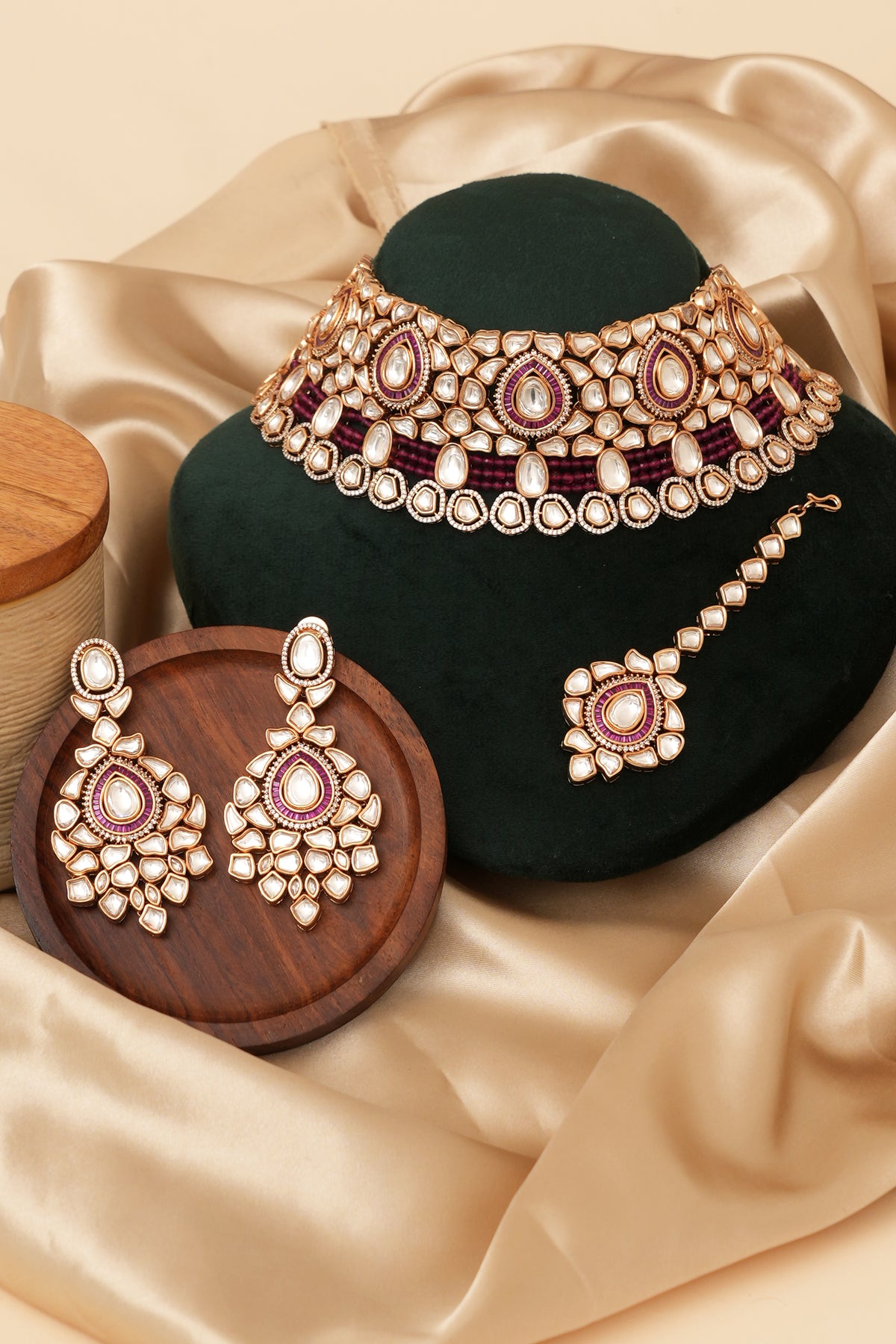 Semi Bridal Jewellery Kundan Set With Tikka