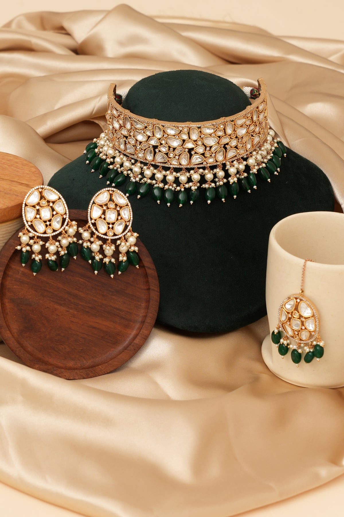 Designer Polki Jewellery Emerald Kundan Set With Tikka