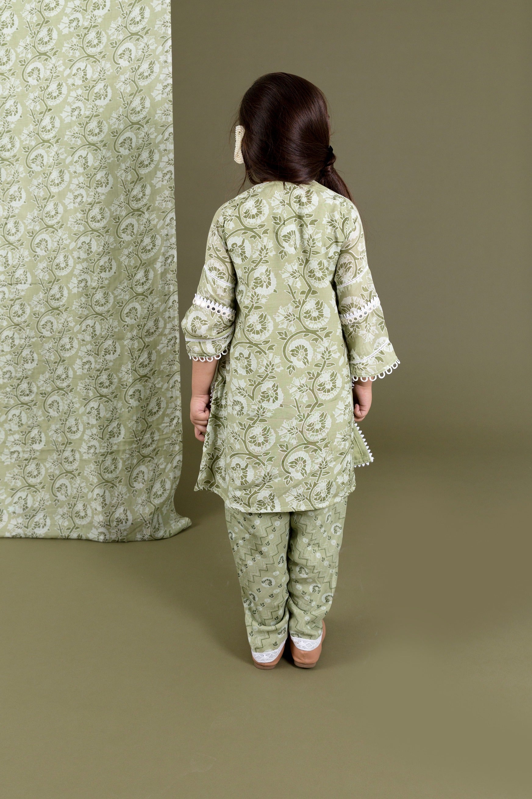 Green Muslin Kurta Dhoti Set