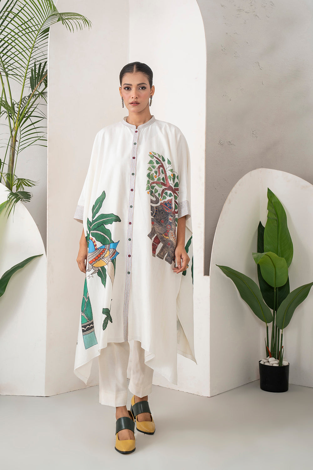 Ivory Silk Chanderi Elephant And Tropical Foliage Printed Kaftan Set (3 PCS)
