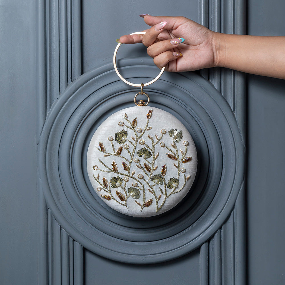 THE TAN CLAN Falaq Hand Embroidered Clutch