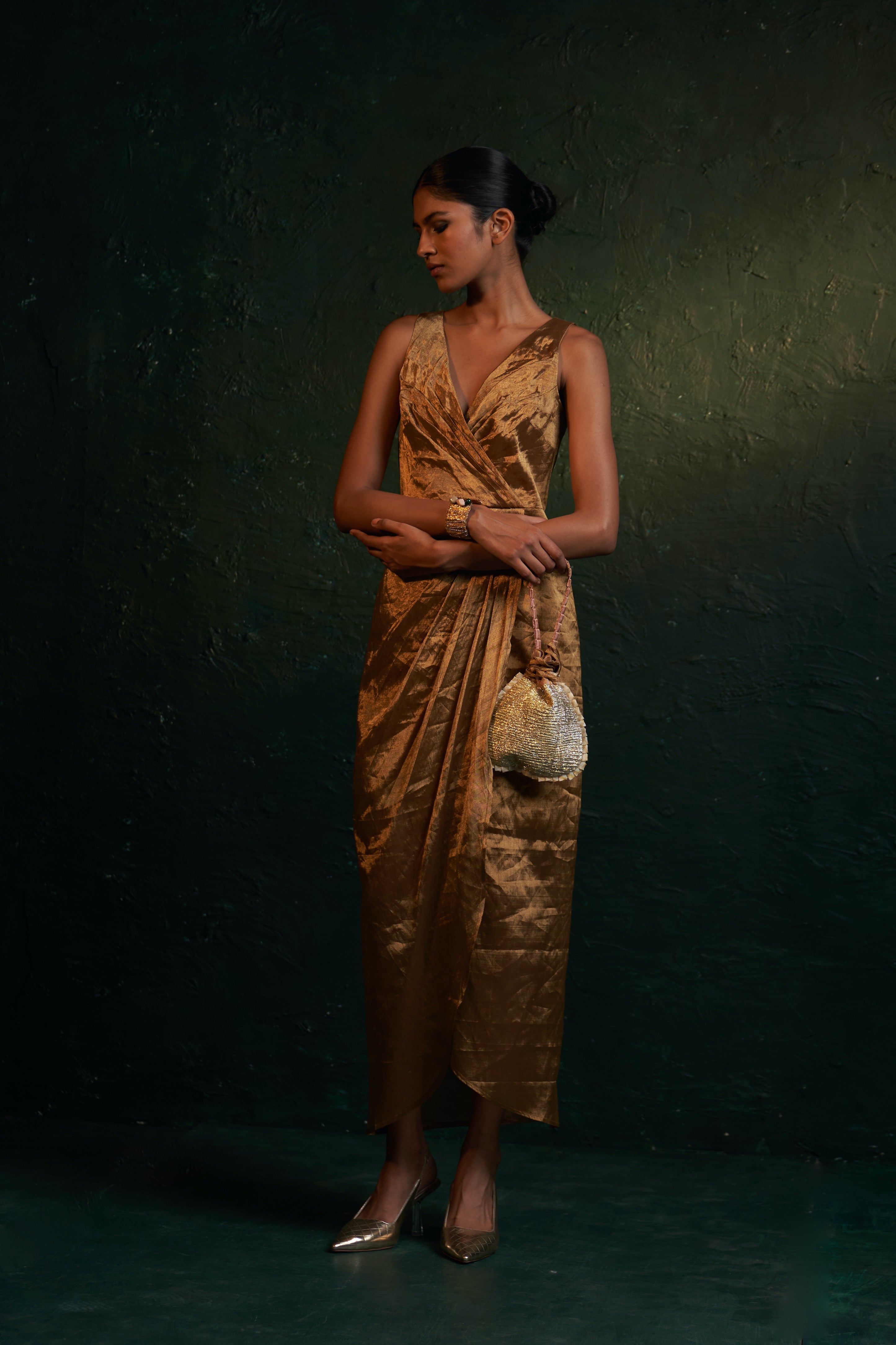 Midas Gold Tissue Dress- Set of 1