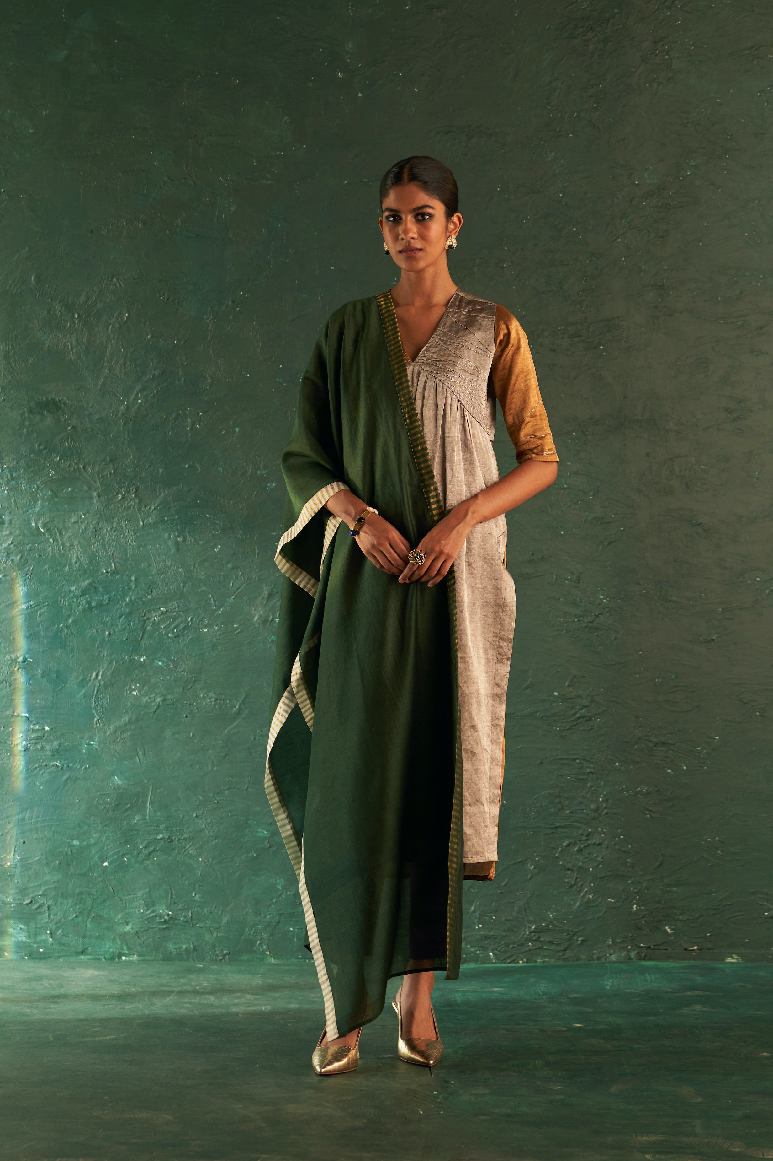 Midas Gold Silver Tissue Kurta - set of 3