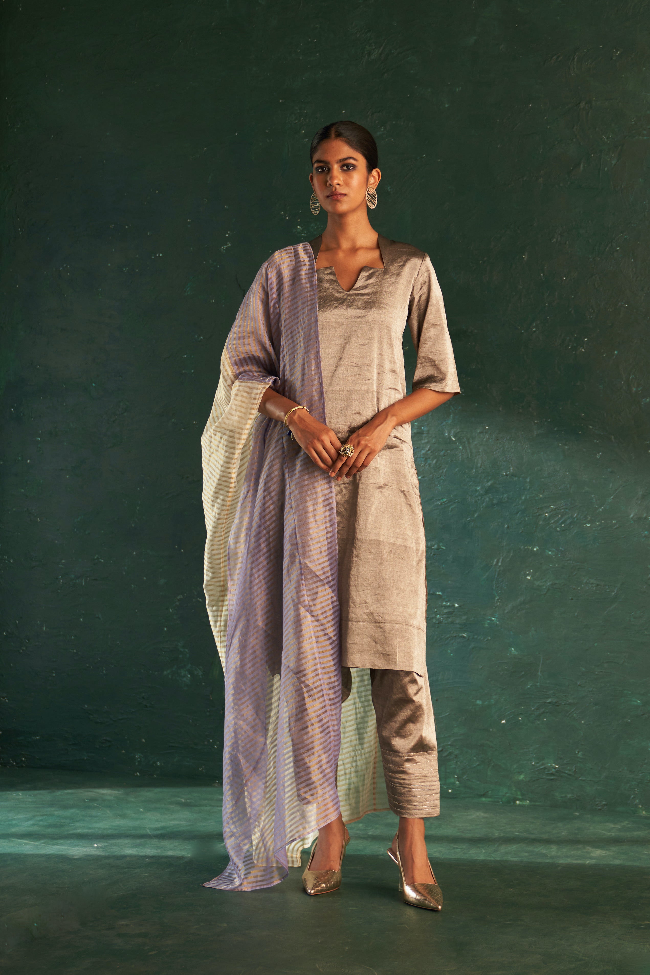 Midas Maple Leaf Neck Tissue Kurta - set of 3