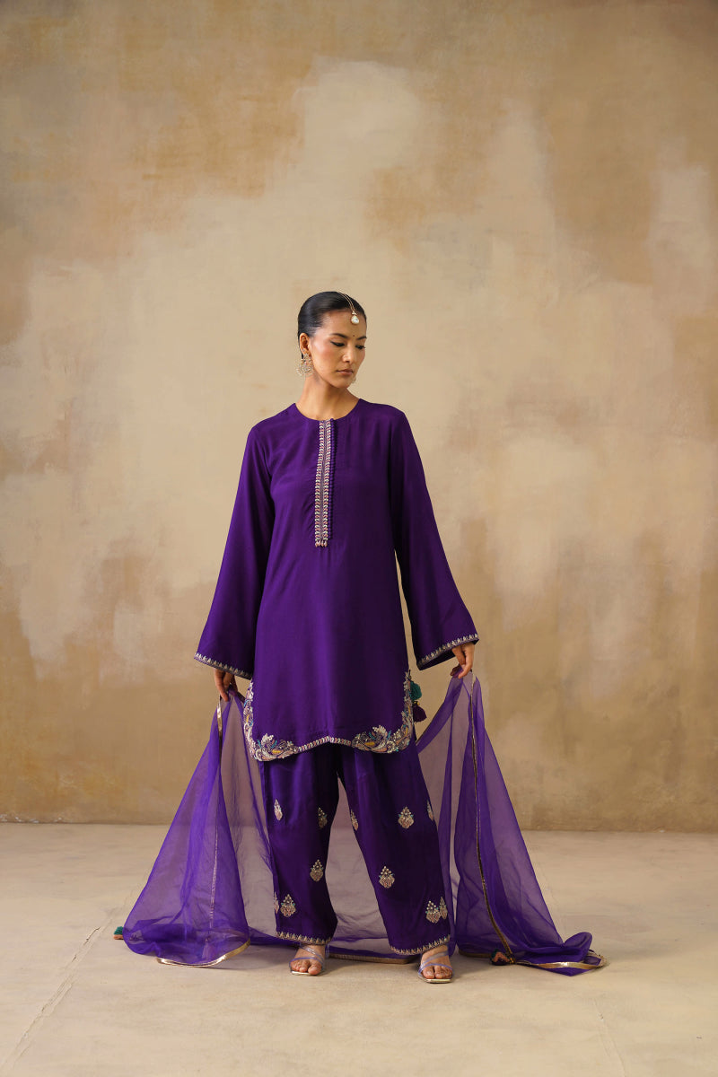 Noor Purple Kashmiri Kurta Set With Dupatta