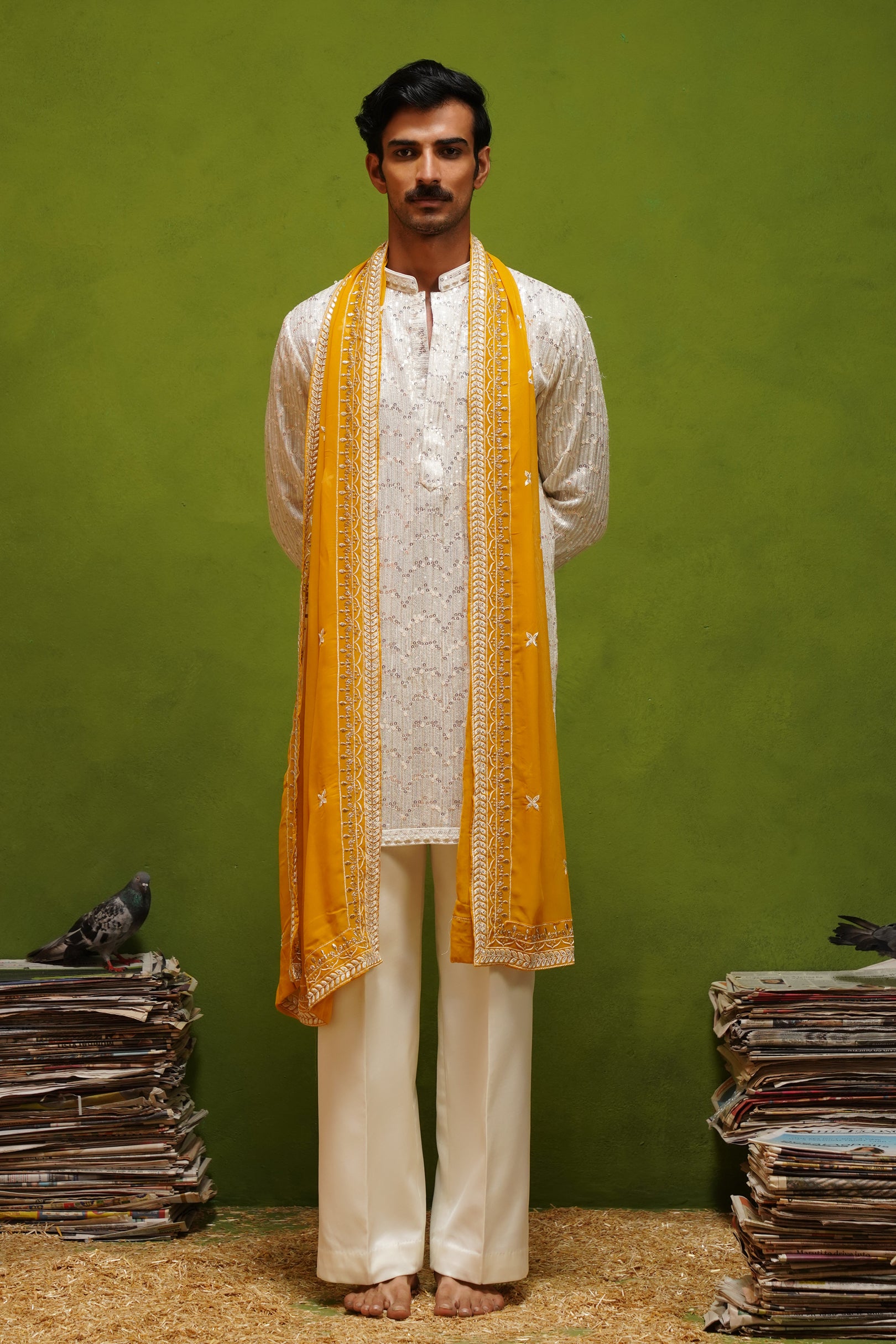 AMBER IVORY SHORT KURTA SET WITH DUPATTA