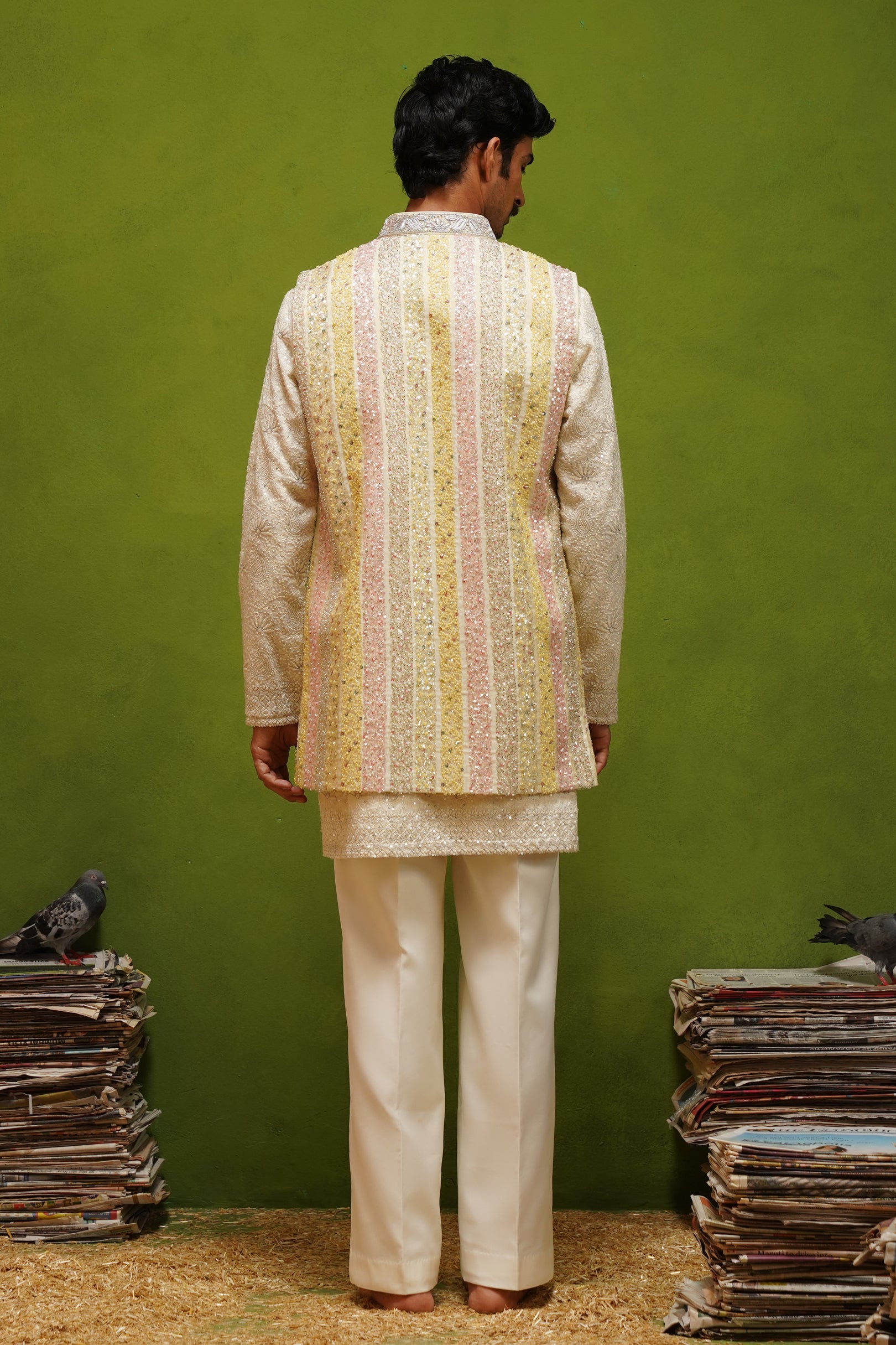 AAFREEN MULTI V NECKSHORT KURTA JACKET SET