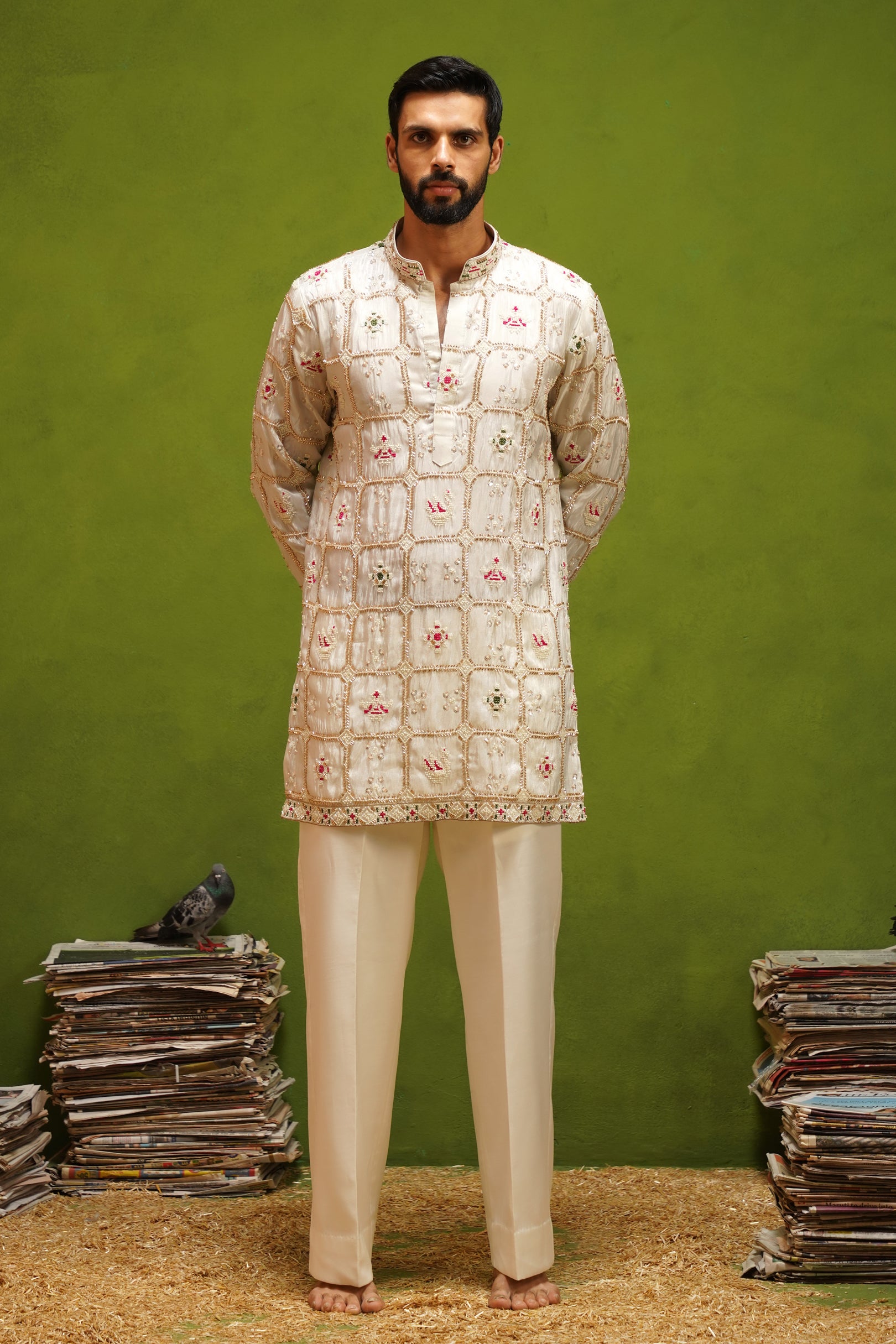 PATOLA IVORY SHORT KURTA SET