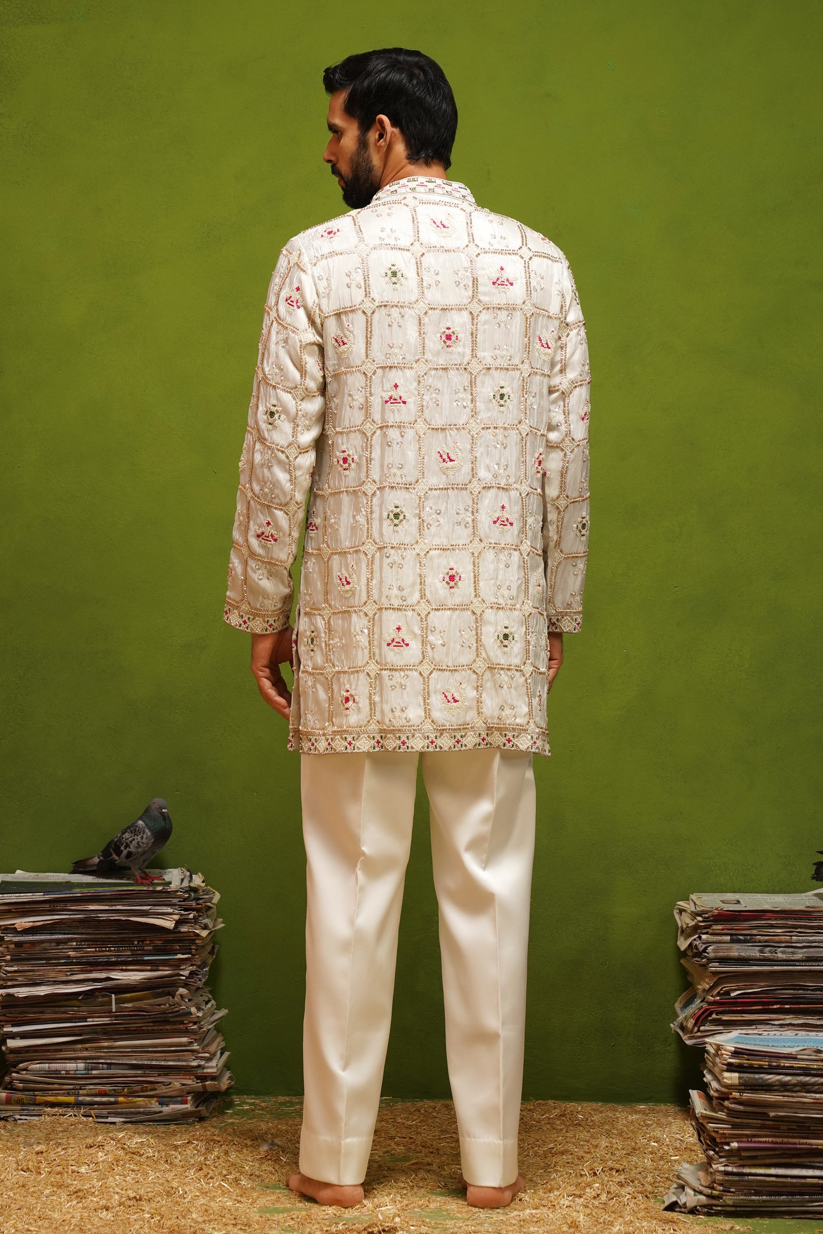 PATOLA IVORY SHORT KURTA SET