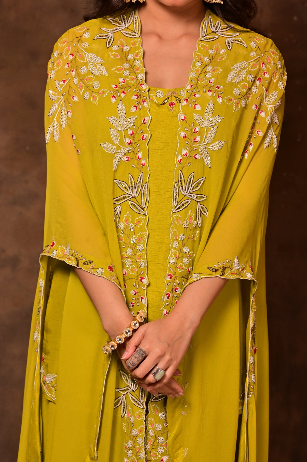 Embroidered Cape Set