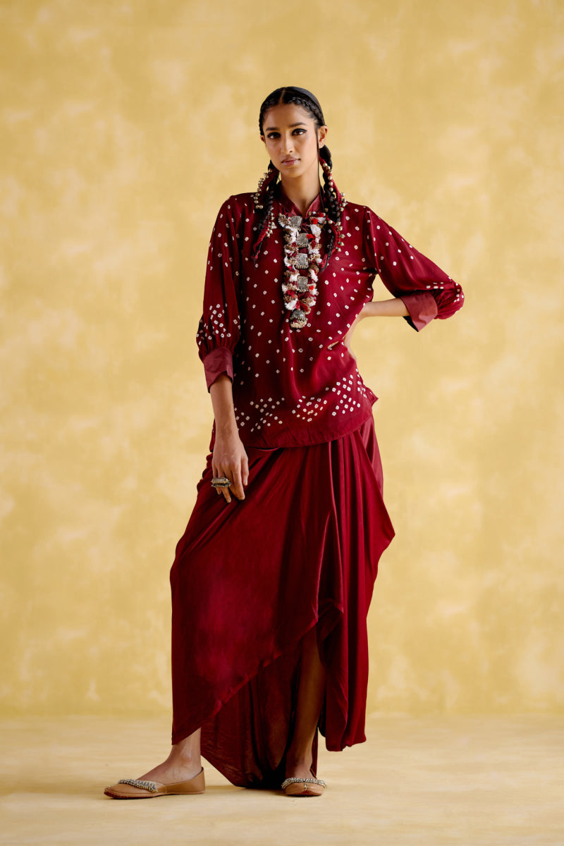 Dalia-Maroon