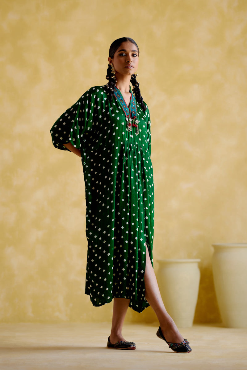 Devadarsana- Green Handcrafted Kaftan