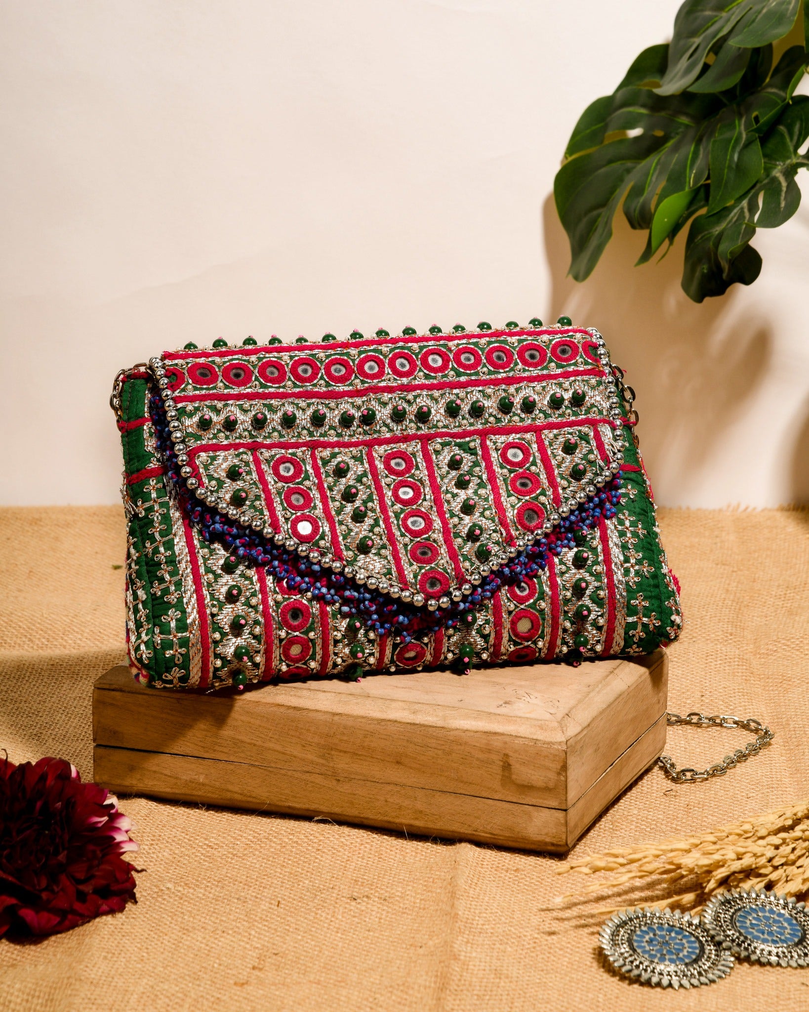 Mirrorwork Jazeera Clutch