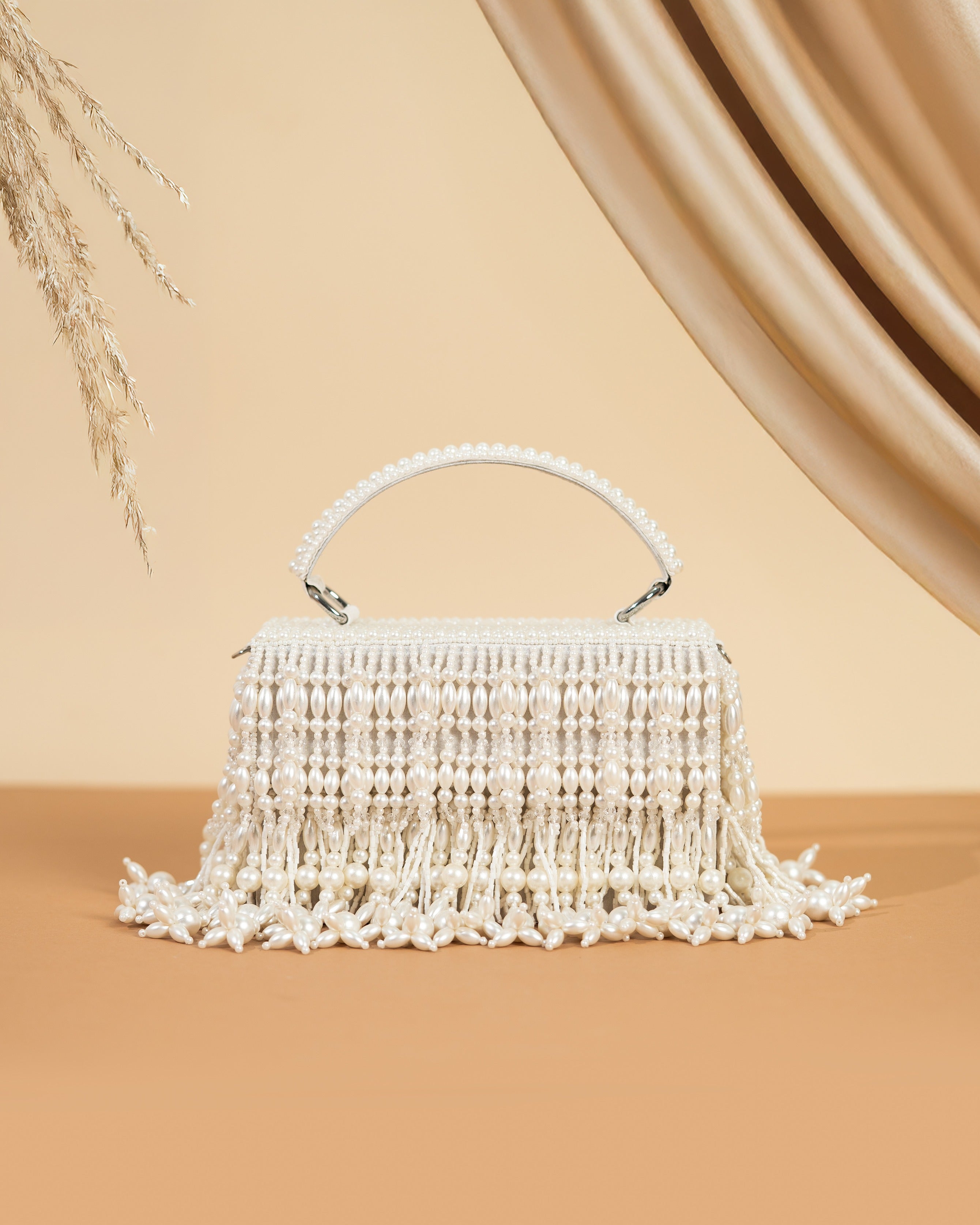 Pearl Papana Clutch