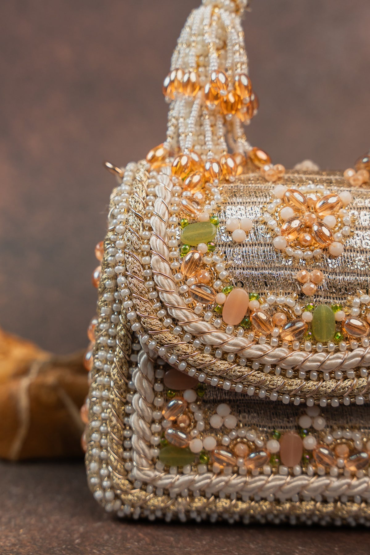 Empress Charm Gold