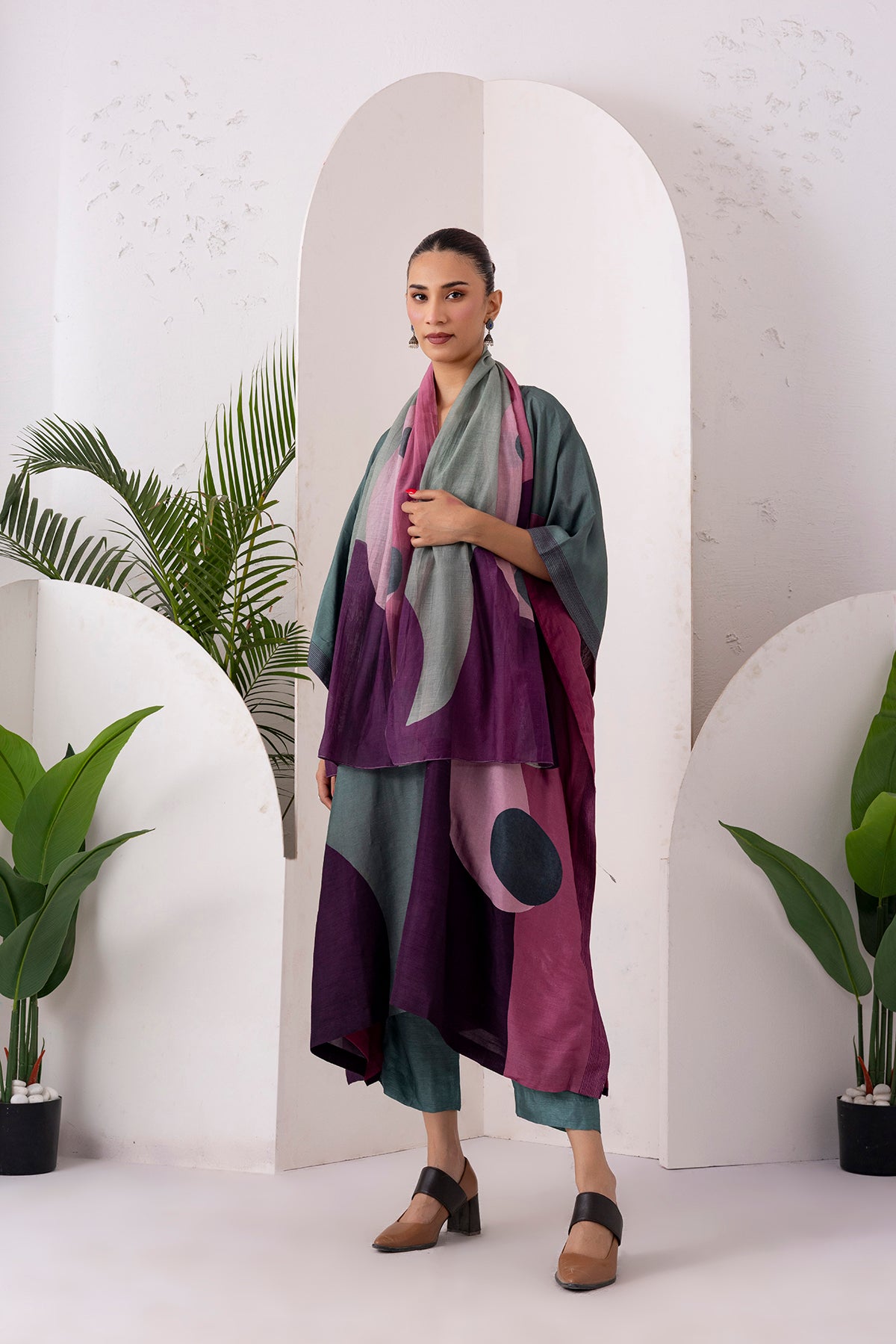 Sage Green & Salmon Pink Viscose Dupion Printed Kaftan