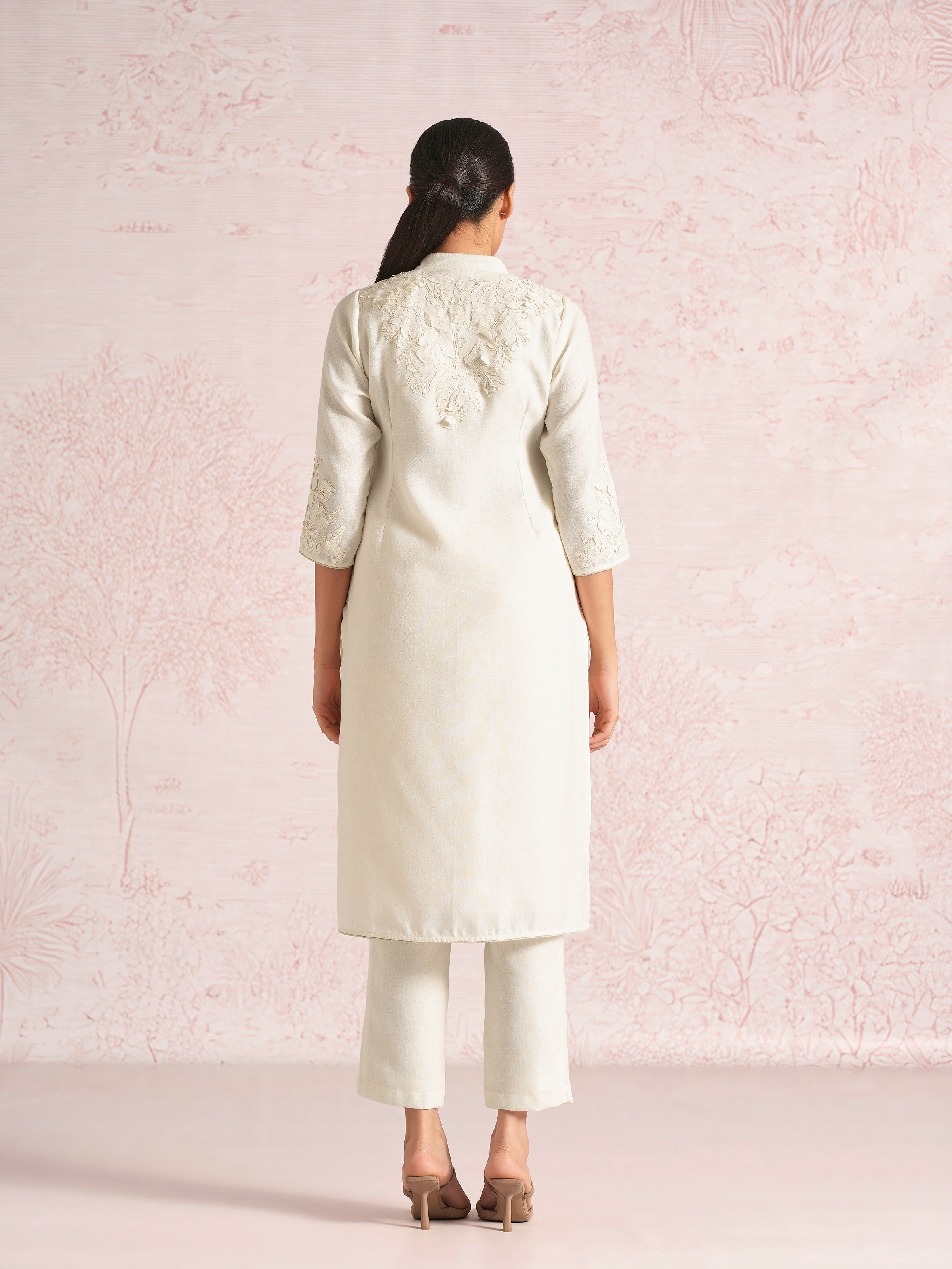 Floral Shadows Kurta Pant Set - Off White