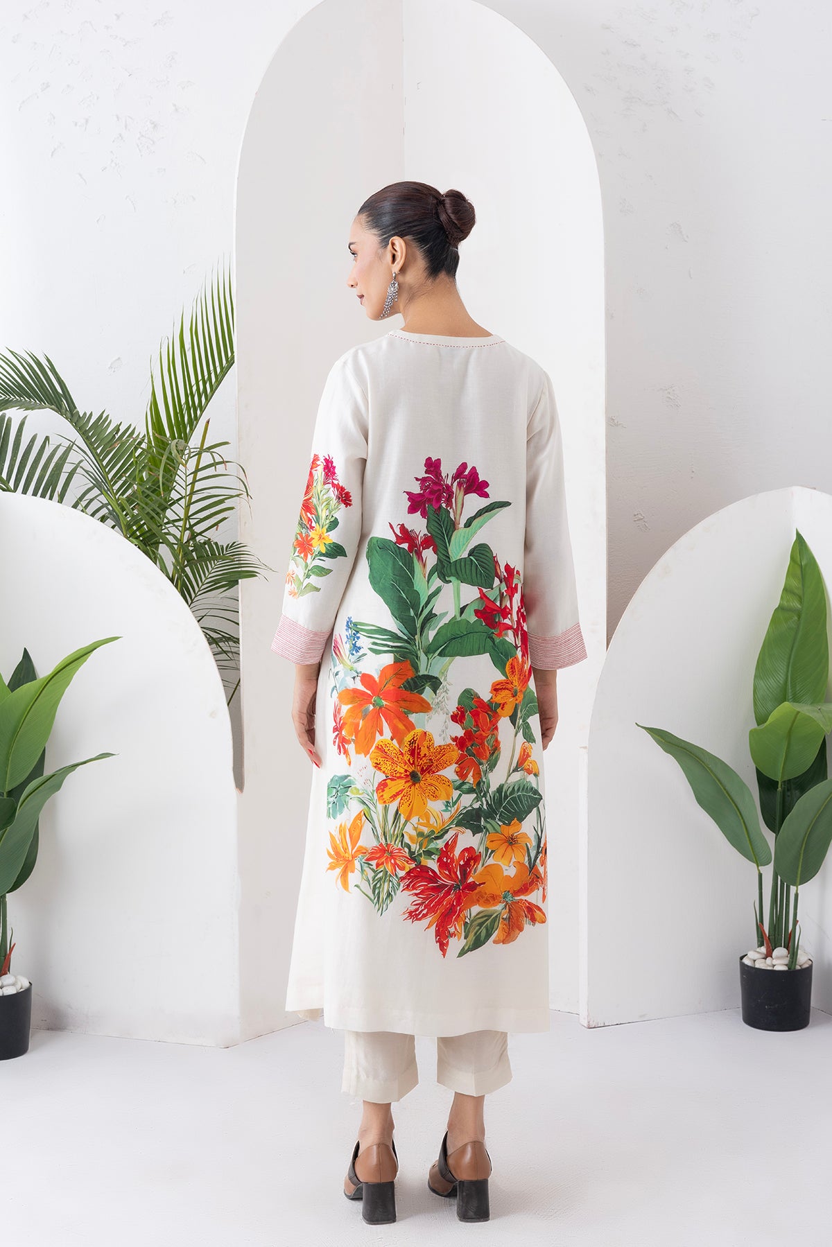 Ivory Silk Chanderi Tunic With Artistic Floral Placement Prints