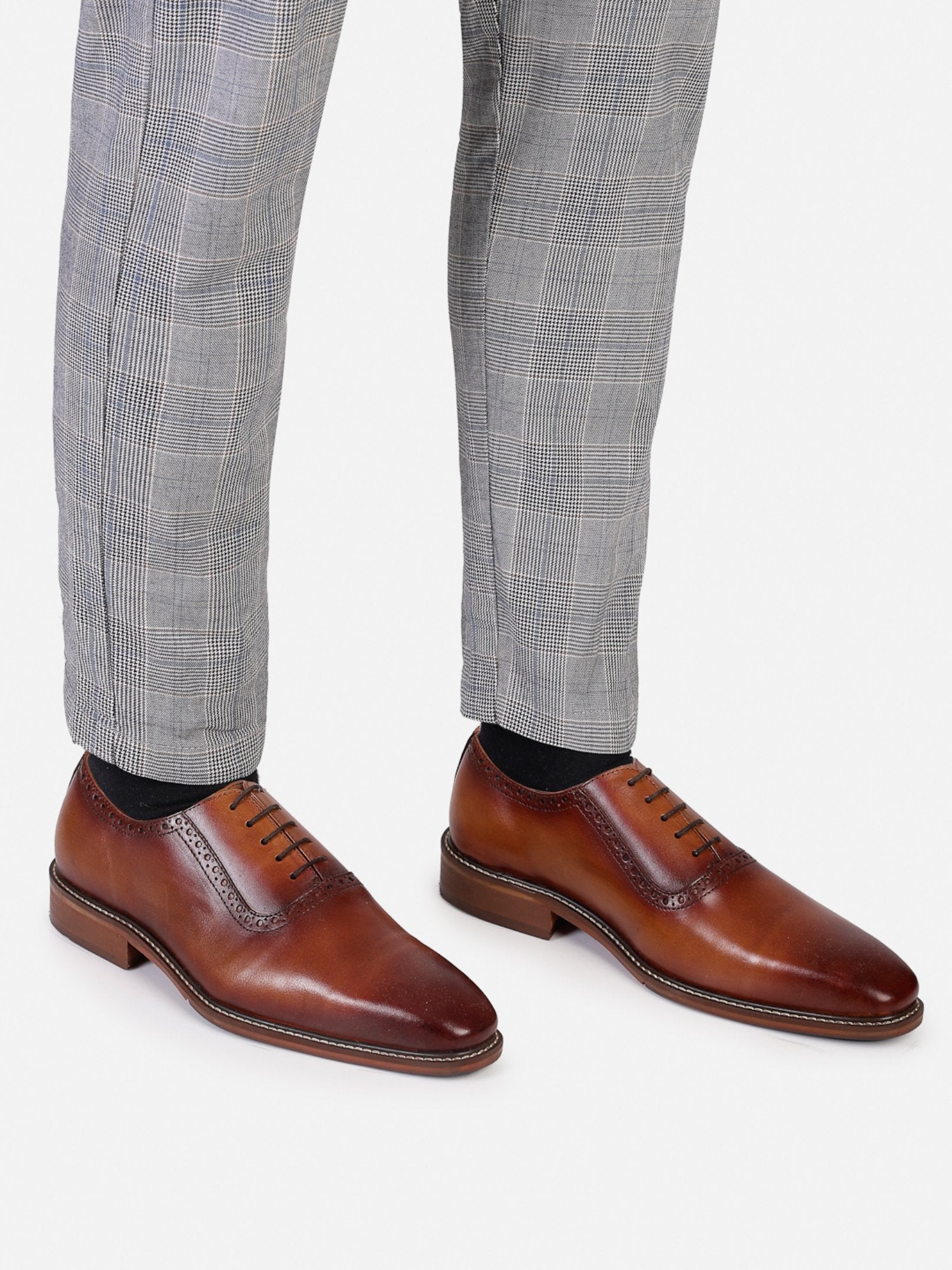 Hats Off Accessories Luxe Burnished Leather Tan Oxford Shoes For Men