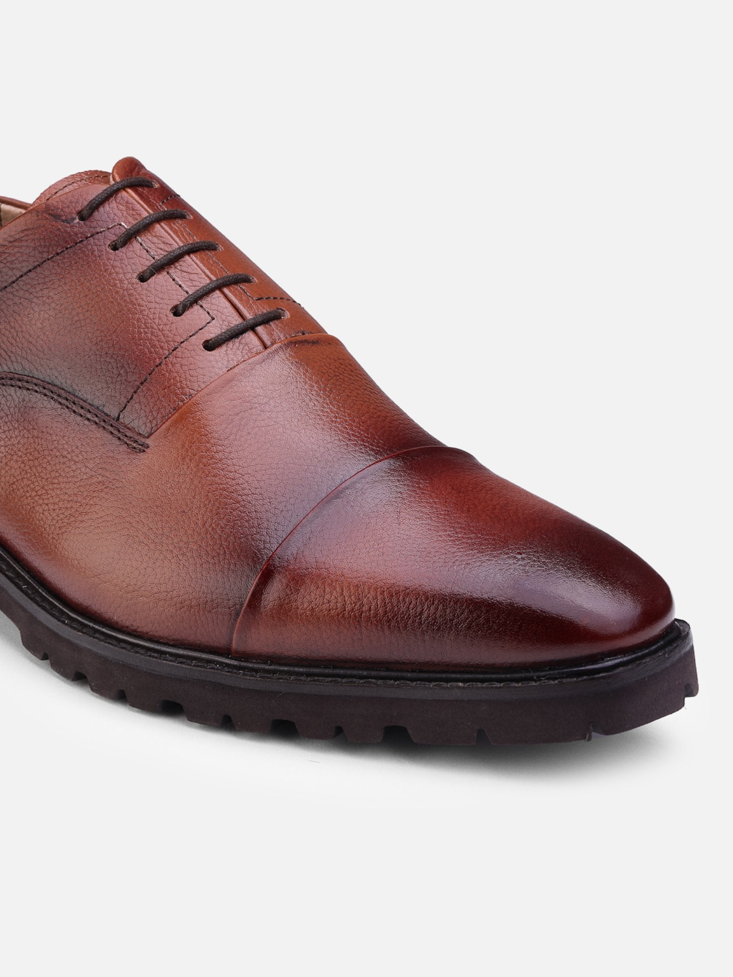 Hats Off Accessories Luxe Burnish Tan Oxford Shoes For Men