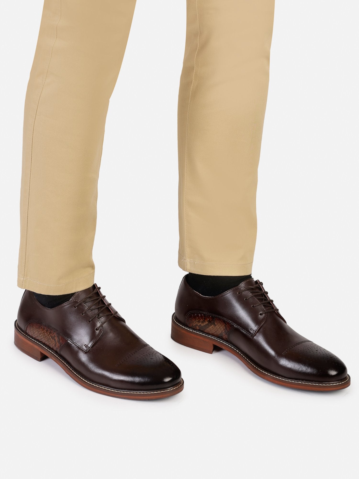 Hats Off Accessories Luxe Genuine Leather With Embossing Derby Brown Shoes For Men