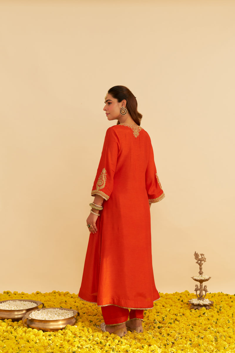 Haayat-Long Kaftan With Salwar And Dupatta