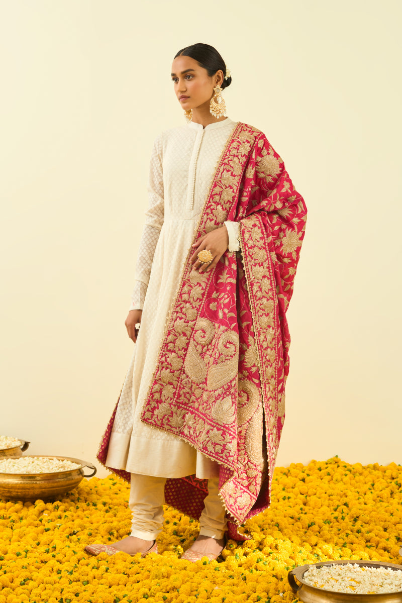 Hotpink Floral Tilla Embroidery Odhni
