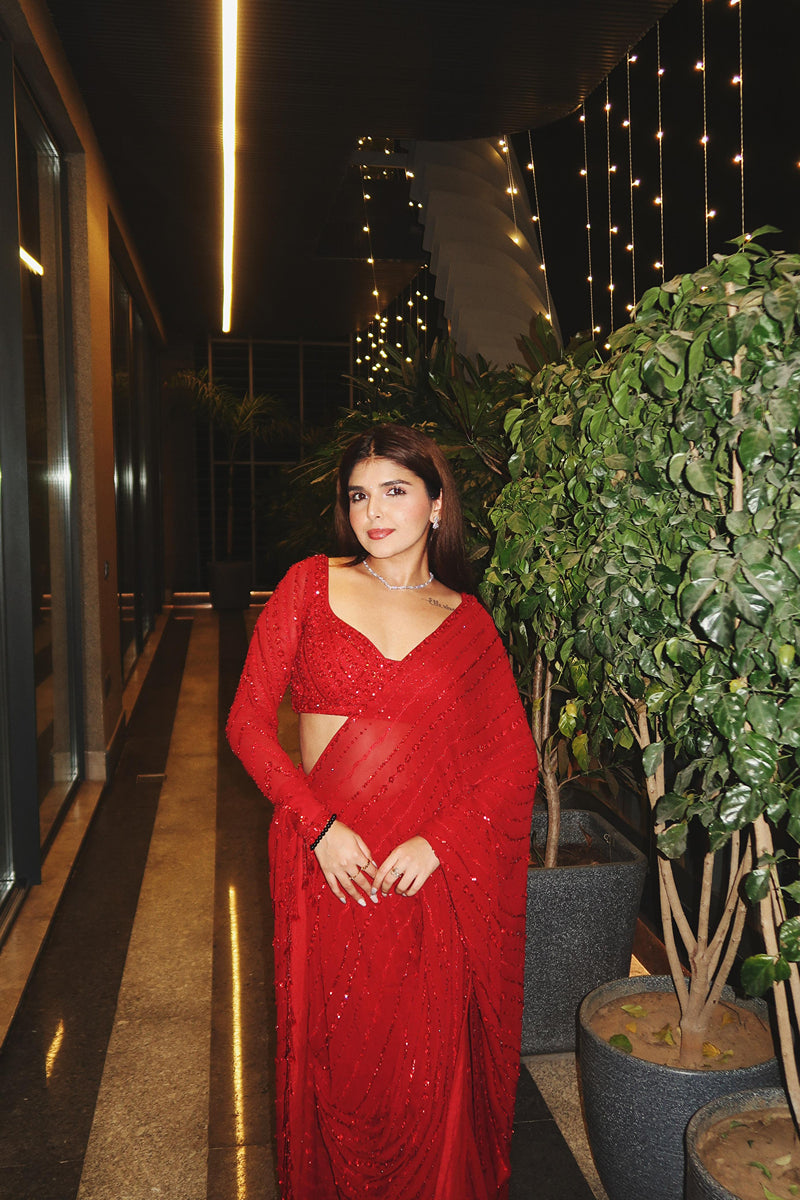 Khushi E Laal Saree