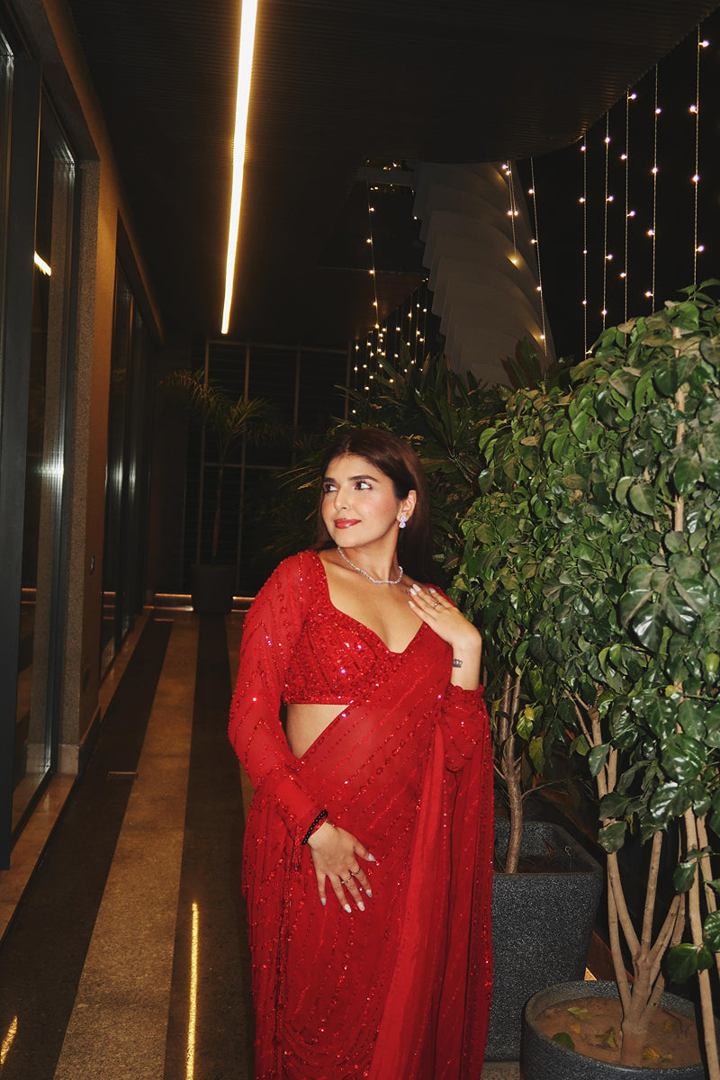 Khushi E Laal Saree